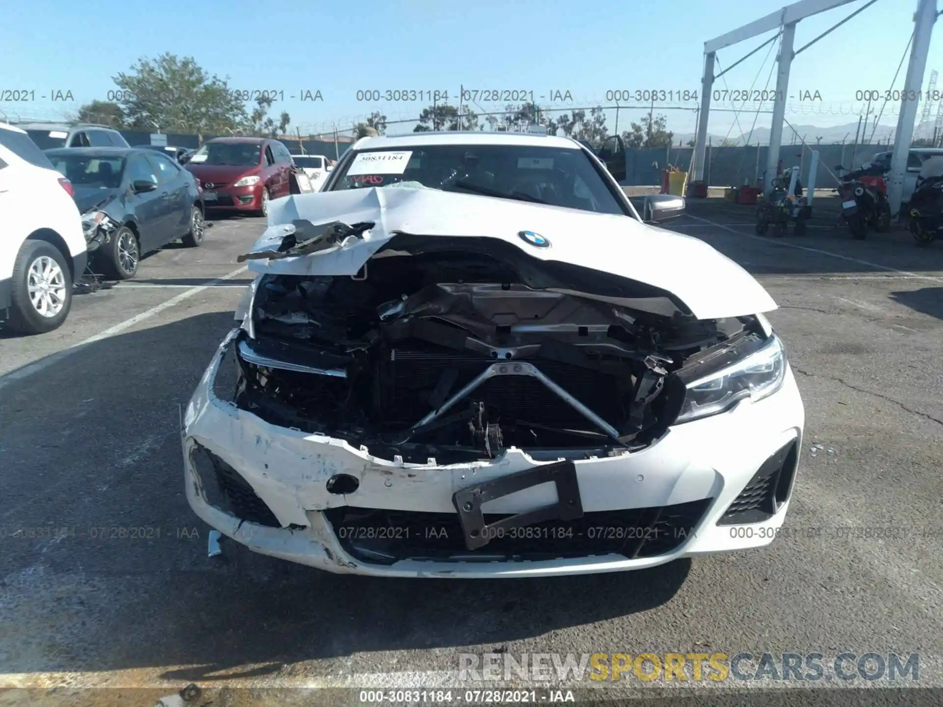 6 Photograph of a damaged car 3MW5U7J09L8B34577 BMW 3 SERIES 2020