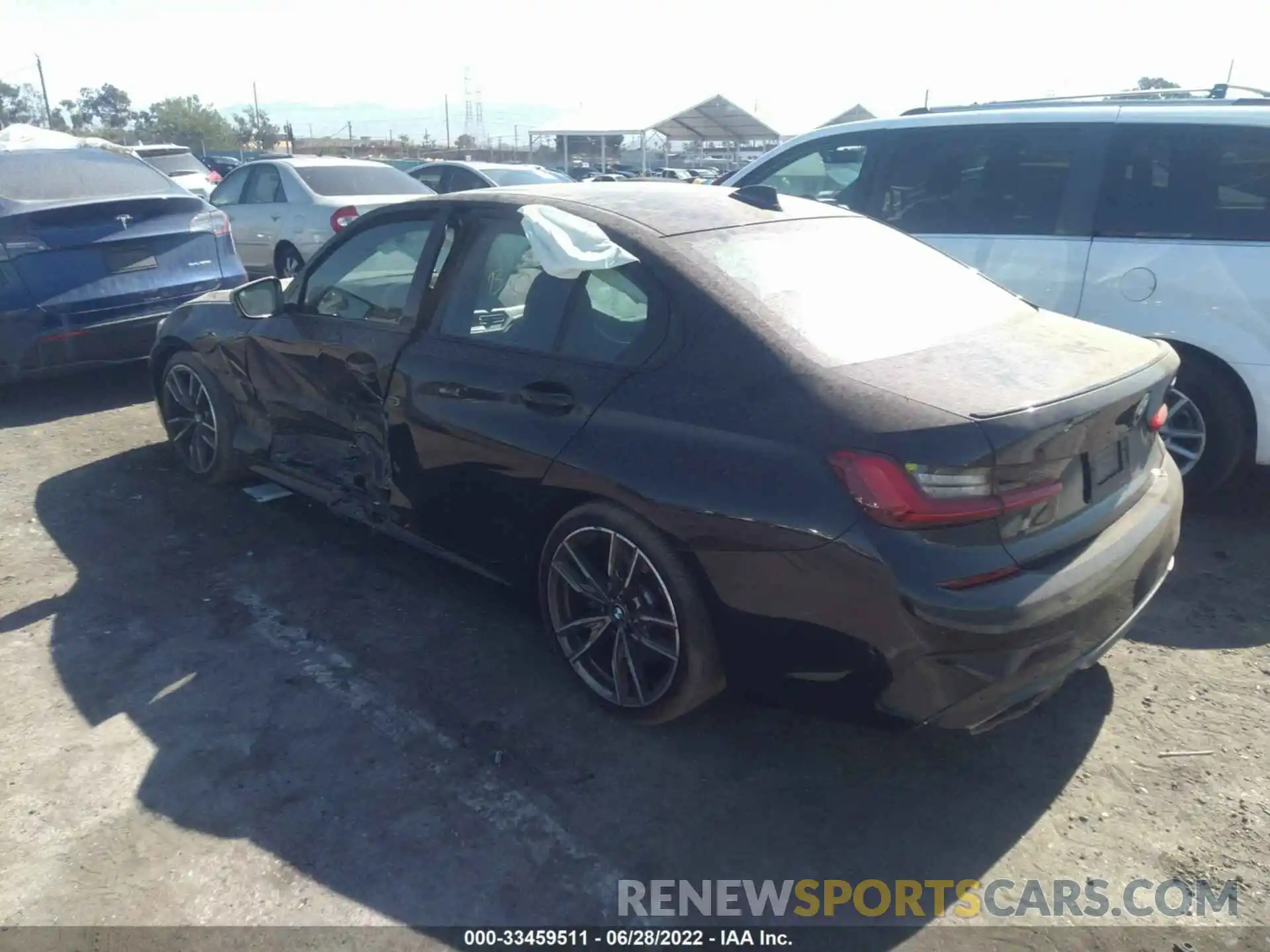 3 Photograph of a damaged car 3MW5U7J0XL8B45698 BMW 3 SERIES 2020