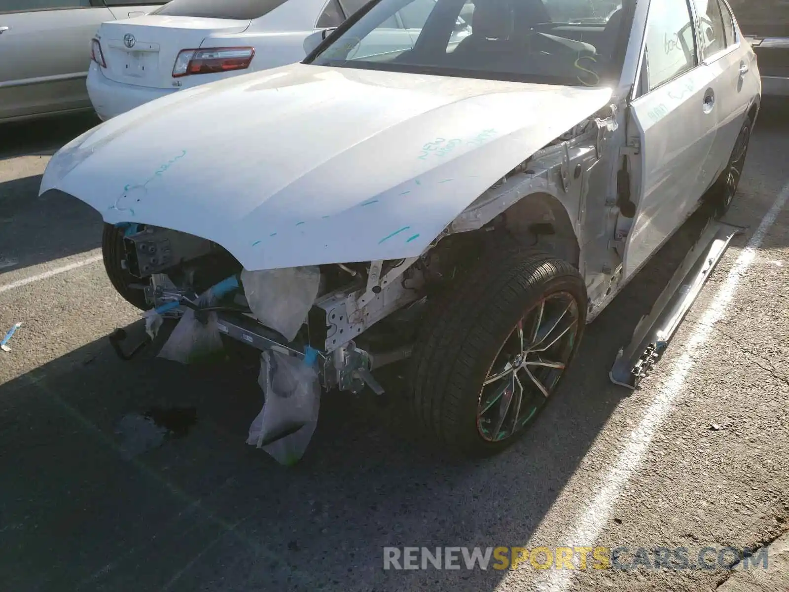 9 Photograph of a damaged car WBA5R1C02LFH48277 BMW 3 SERIES 2020