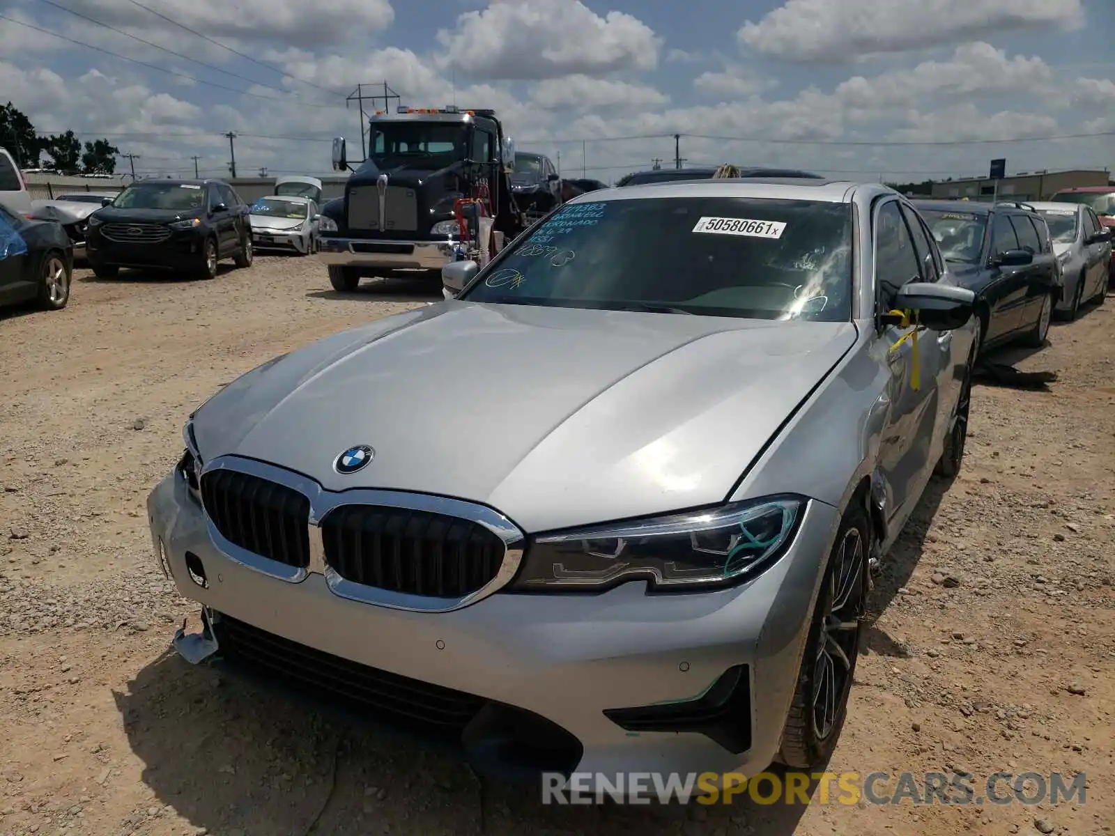 2 Photograph of a damaged car WBA5R1C02LFH85913 BMW 3 SERIES 2020