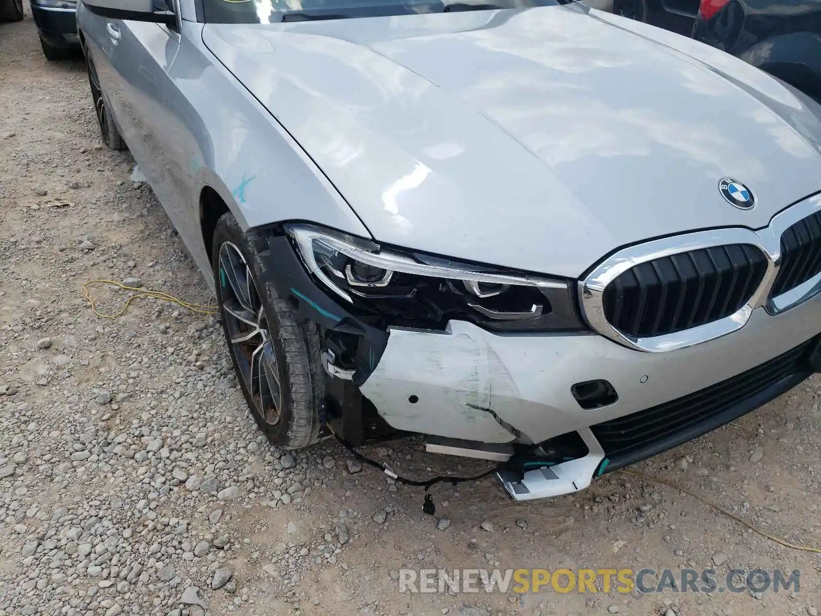 9 Photograph of a damaged car WBA5R1C02LFH85913 BMW 3 SERIES 2020