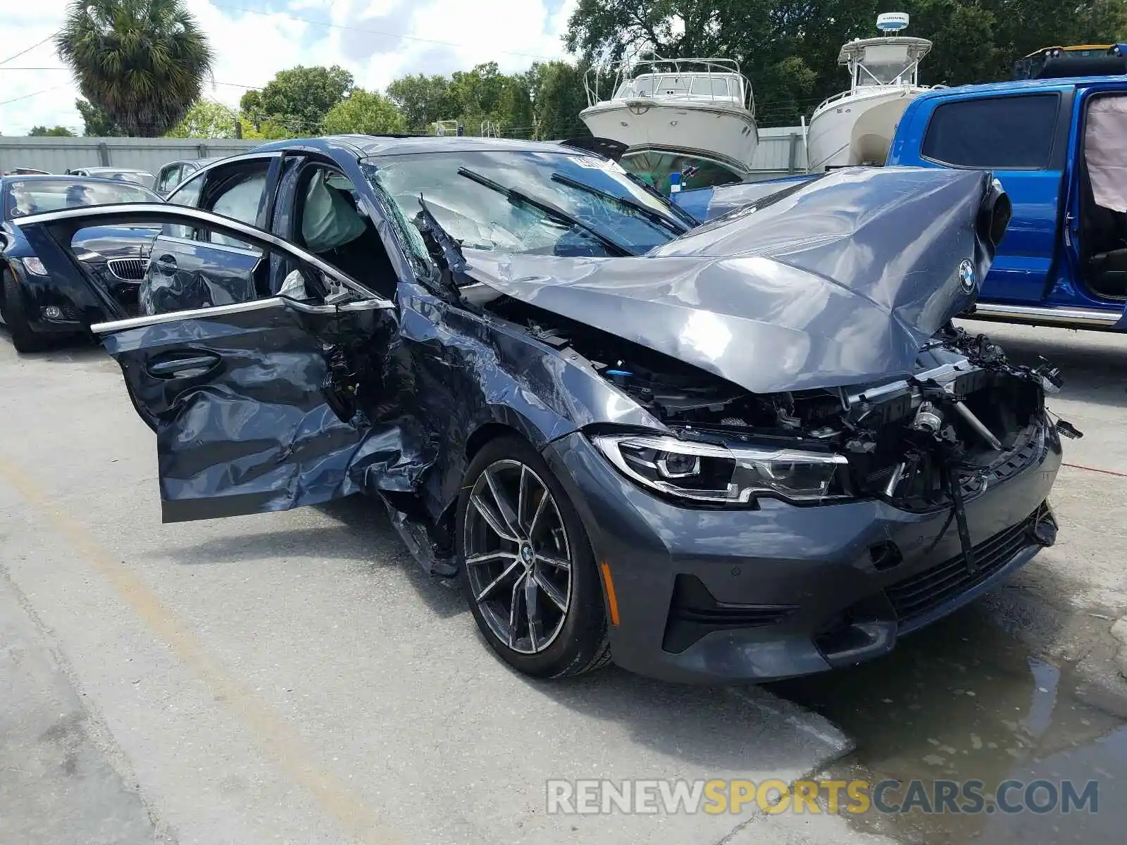 1 Photograph of a damaged car WBA5R1C03LFH35635 BMW 3 SERIES 2020