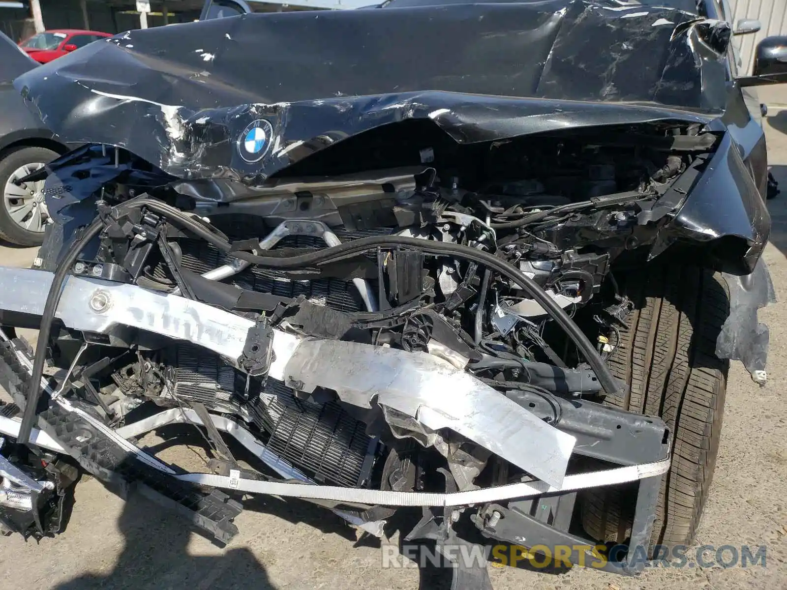 9 Фотография поврежденного автомобиля WBA5R1C03LFH44500 BMW 3 SERIES 2020