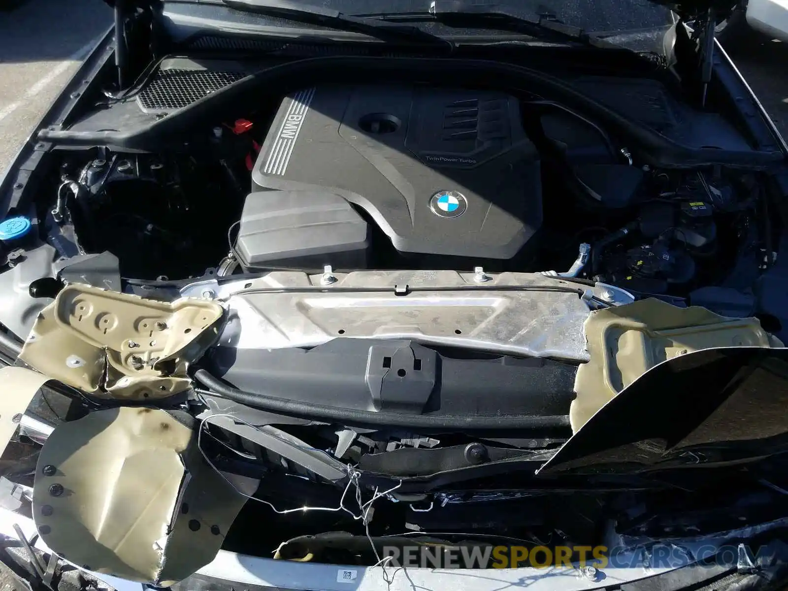 7 Фотография поврежденного автомобиля WBA5R1C04LFJ01859 BMW 3 SERIES 2020