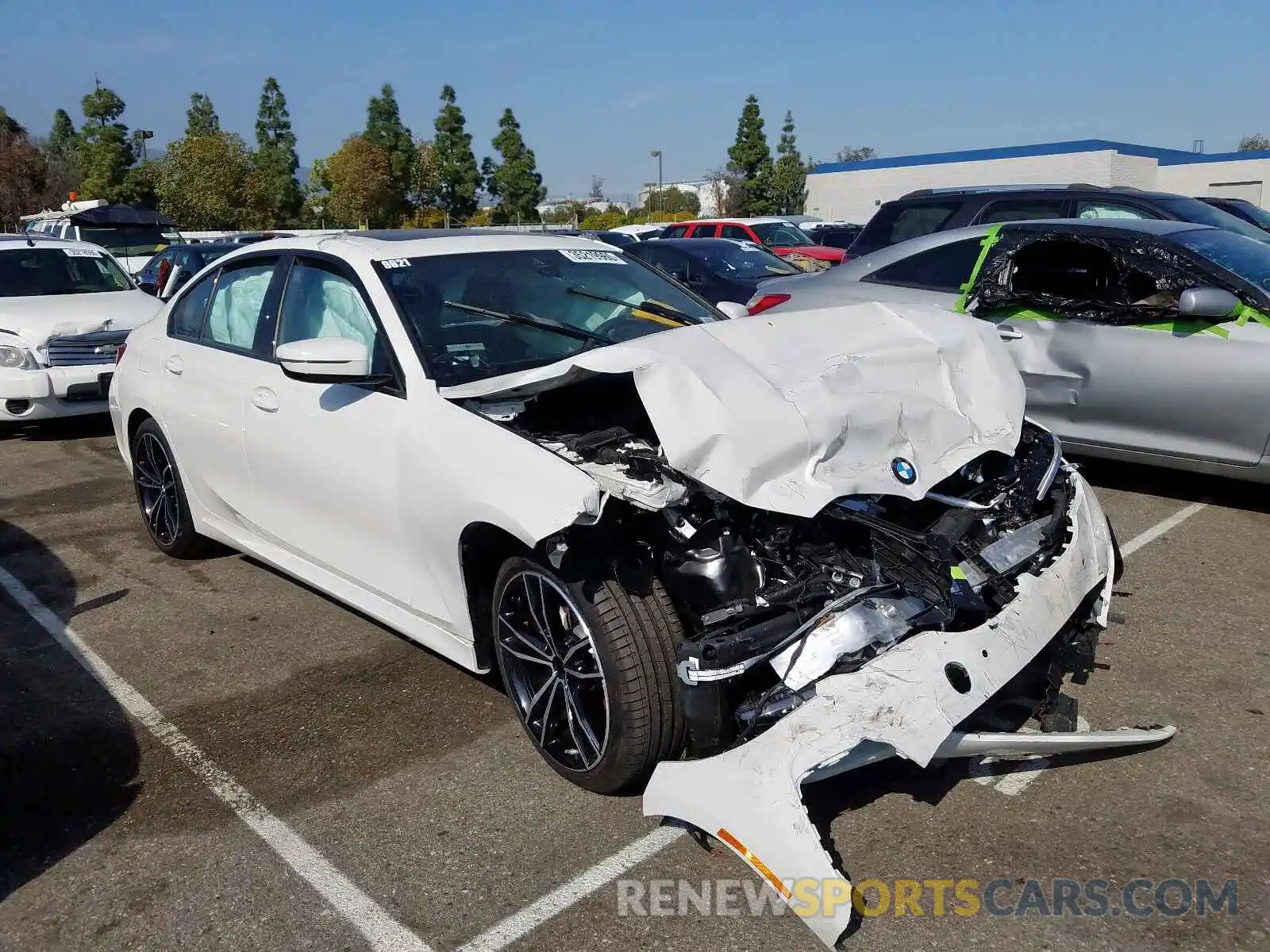 1 Photograph of a damaged car WBA5R1C06LFH66474 BMW 3 SERIES 2020