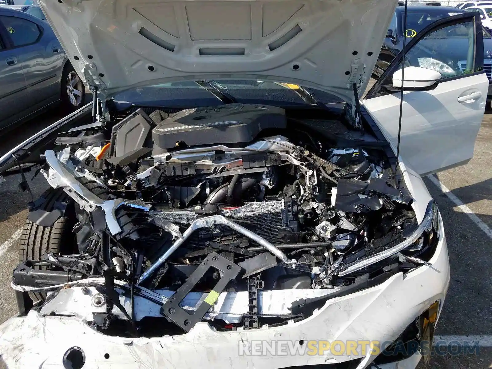 7 Фотография поврежденного автомобиля WBA5R1C06LFH66474 BMW 3 SERIES 2020