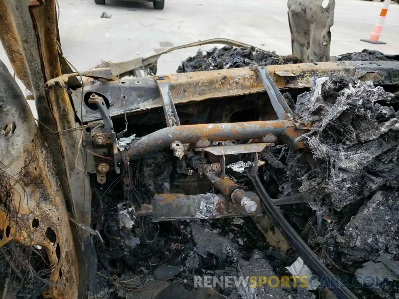 8 Photograph of a damaged car WBA5R1C09LFH44162 BMW 3 SERIES 2020