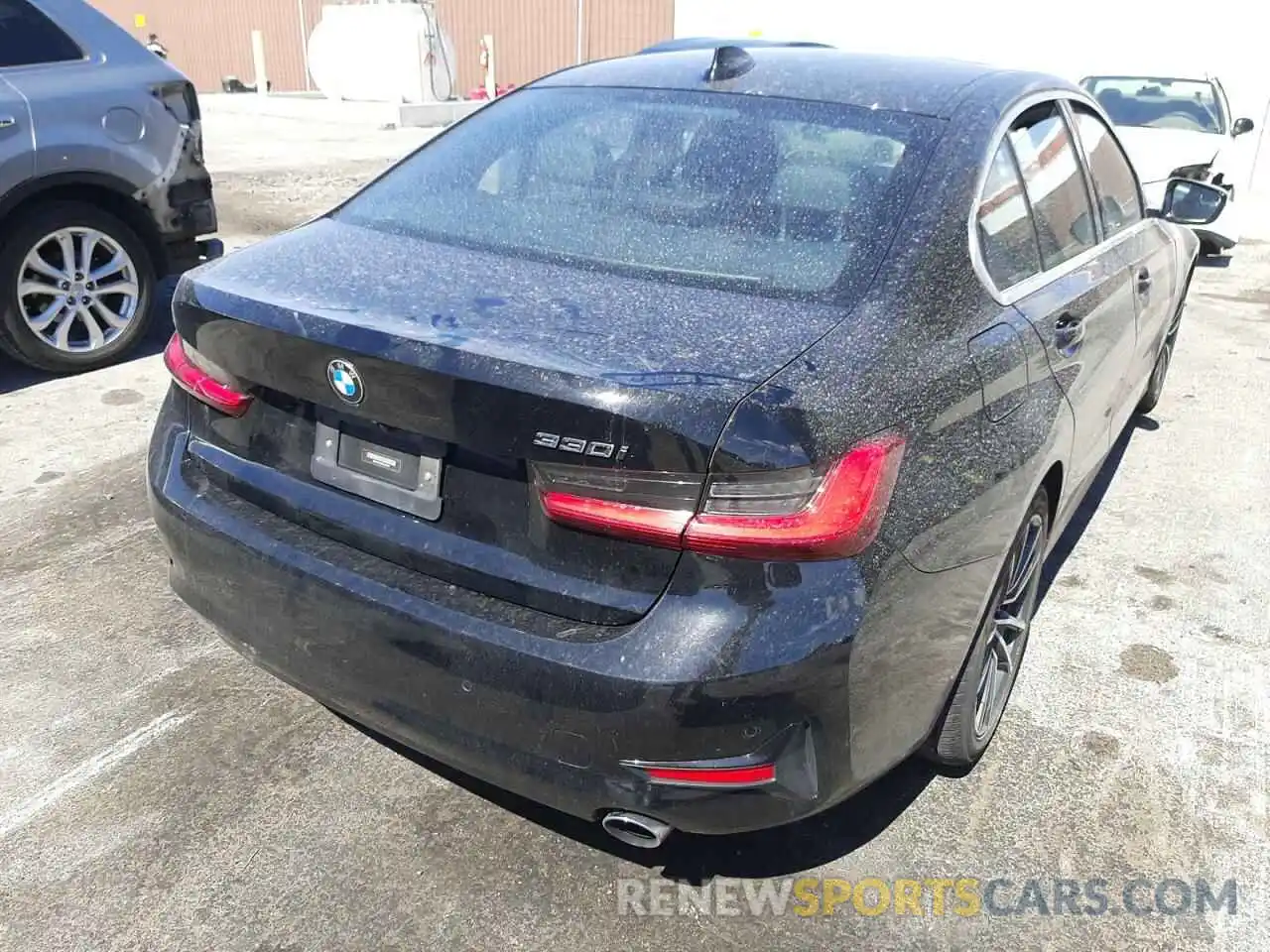 4 Photograph of a damaged car WBA5R1C0XLFH39293 BMW 3 SERIES 2020