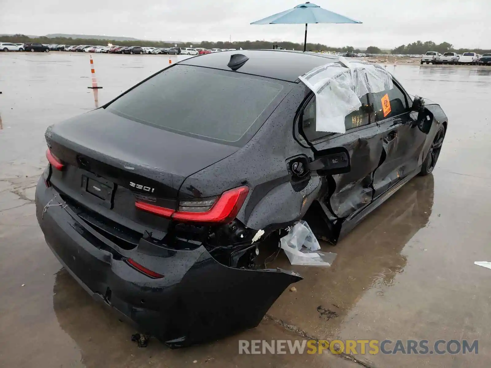 4 Photograph of a damaged car WBA5R7C04LFH51944 BMW 3 SERIES 2020