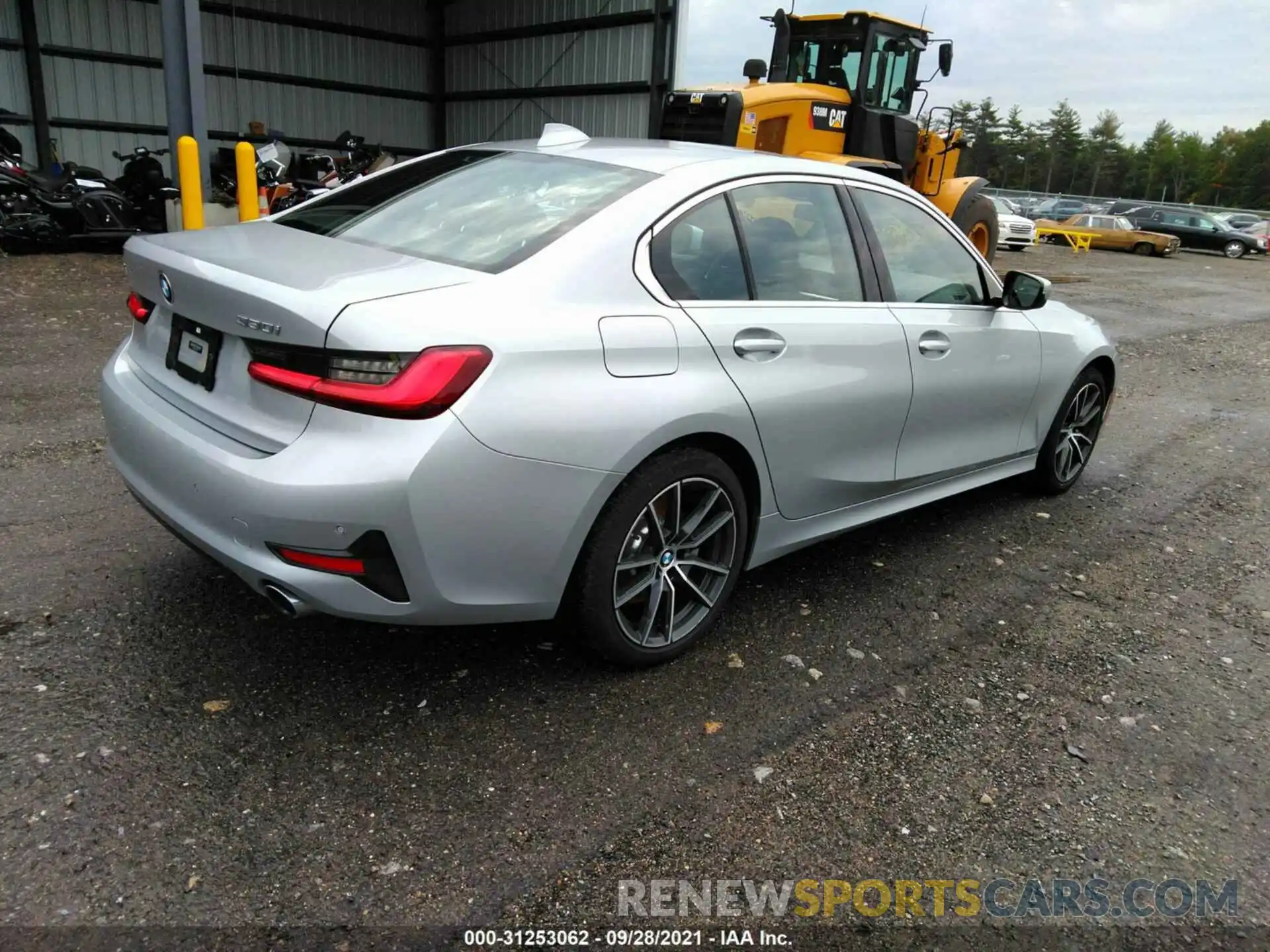 4 Photograph of a damaged car WBA5R7C08LFH39151 BMW 3 SERIES 2020