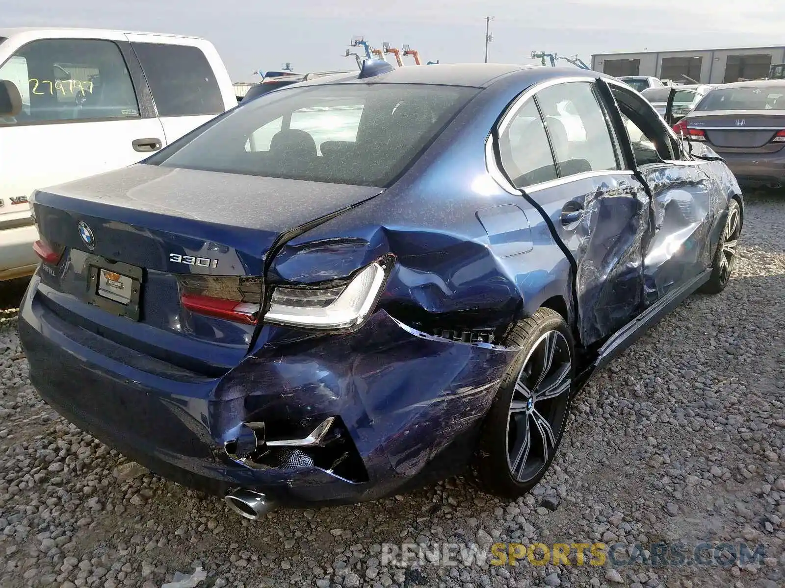 4 Photograph of a damaged car WBA5R7C0XLFH79117 BMW 3 SERIES 2020