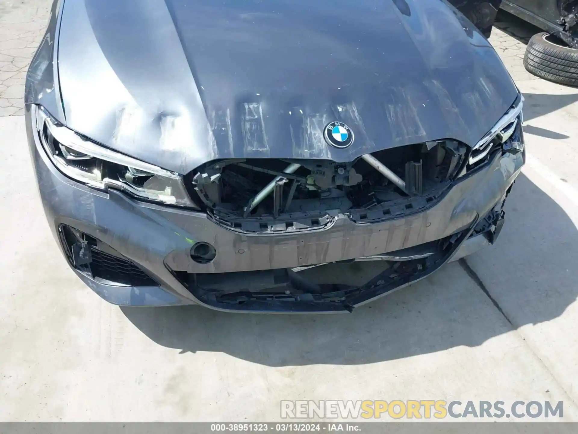 6 Photograph of a damaged car WBA5U7C01LFH01470 BMW 3 SERIES 2020