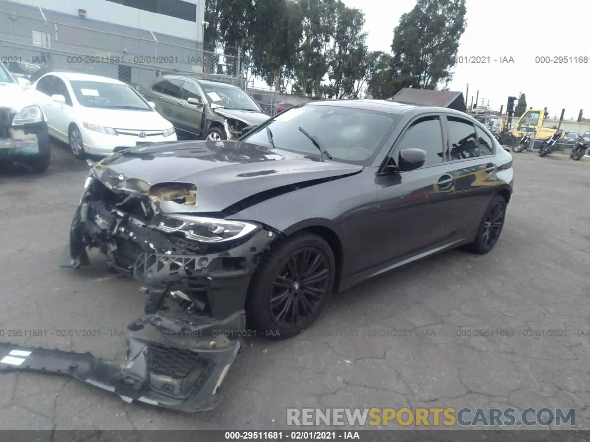 2 Photograph of a damaged car WBA5U7C04LFH31143 BMW 3 SERIES 2020