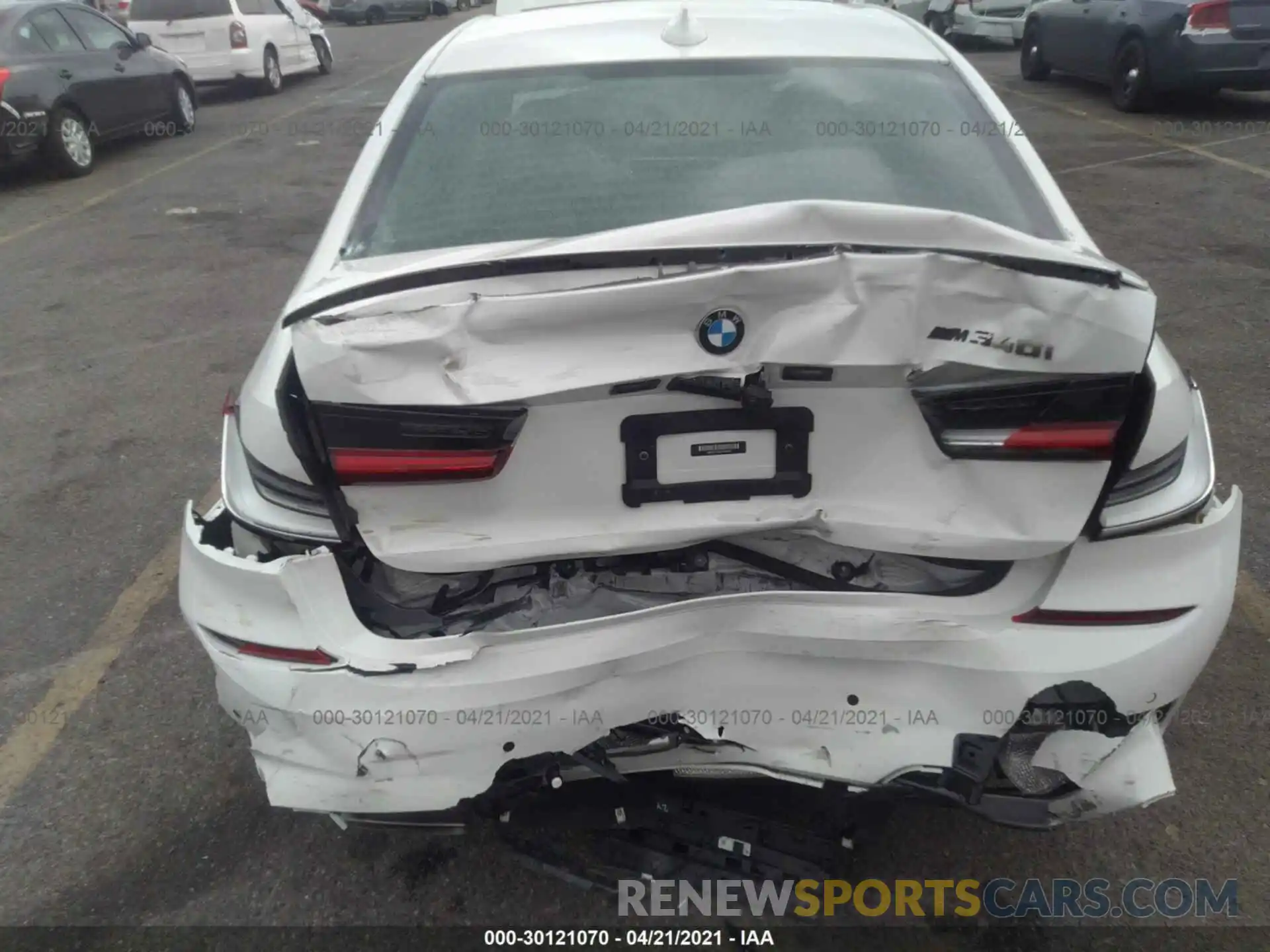 6 Photograph of a damaged car WBA5U7C06LFH69683 BMW 3 SERIES 2020