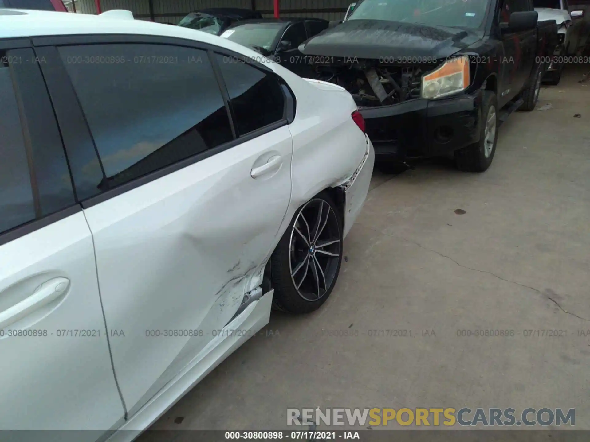 6 Photograph of a damaged car WBA5U7C08LFH23157 BMW 3 SERIES 2020