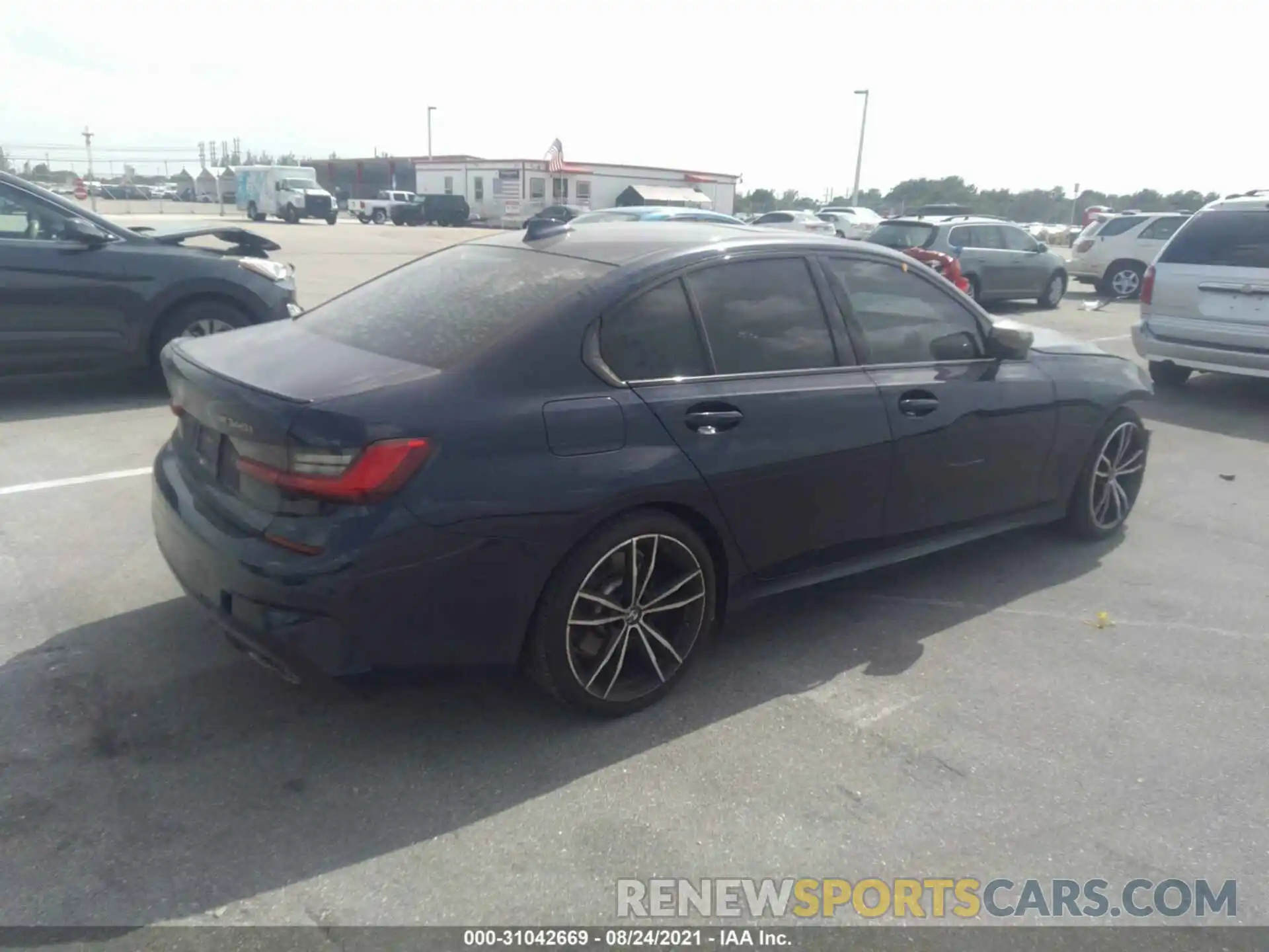 4 Photograph of a damaged car WBA5U7C09LA234180 BMW 3 SERIES 2020