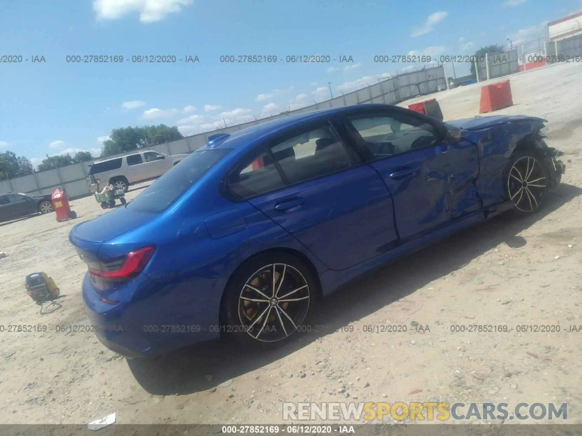 4 Фотография поврежденного автомобиля WBA5U7C0XLAF54014 BMW 3 SERIES 2020