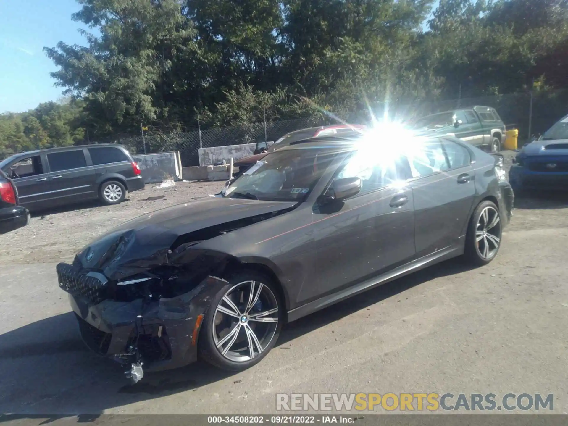 2 Photograph of a damaged car WBA5U9C01LAF54558 BMW 3 SERIES 2020