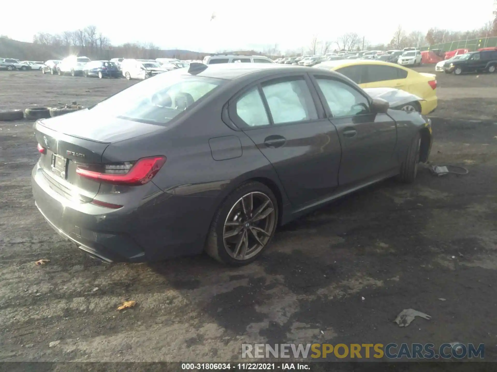 4 Photograph of a damaged car WBA5U9C05LFJ74929 BMW 3 SERIES 2020