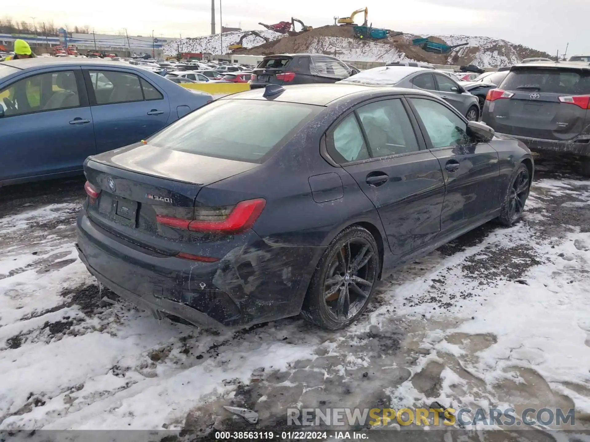 4 Photograph of a damaged car WBA5U9C0XLFH95148 BMW 3 SERIES 2020