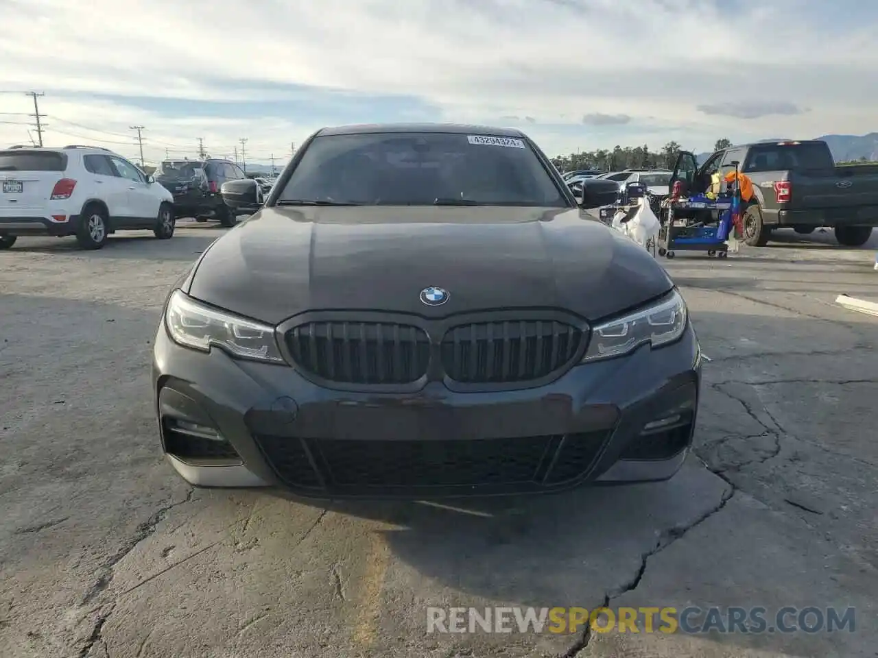 5 Photograph of a damaged car 3MW5P7J00M8C11927 BMW 3 SERIES 2021