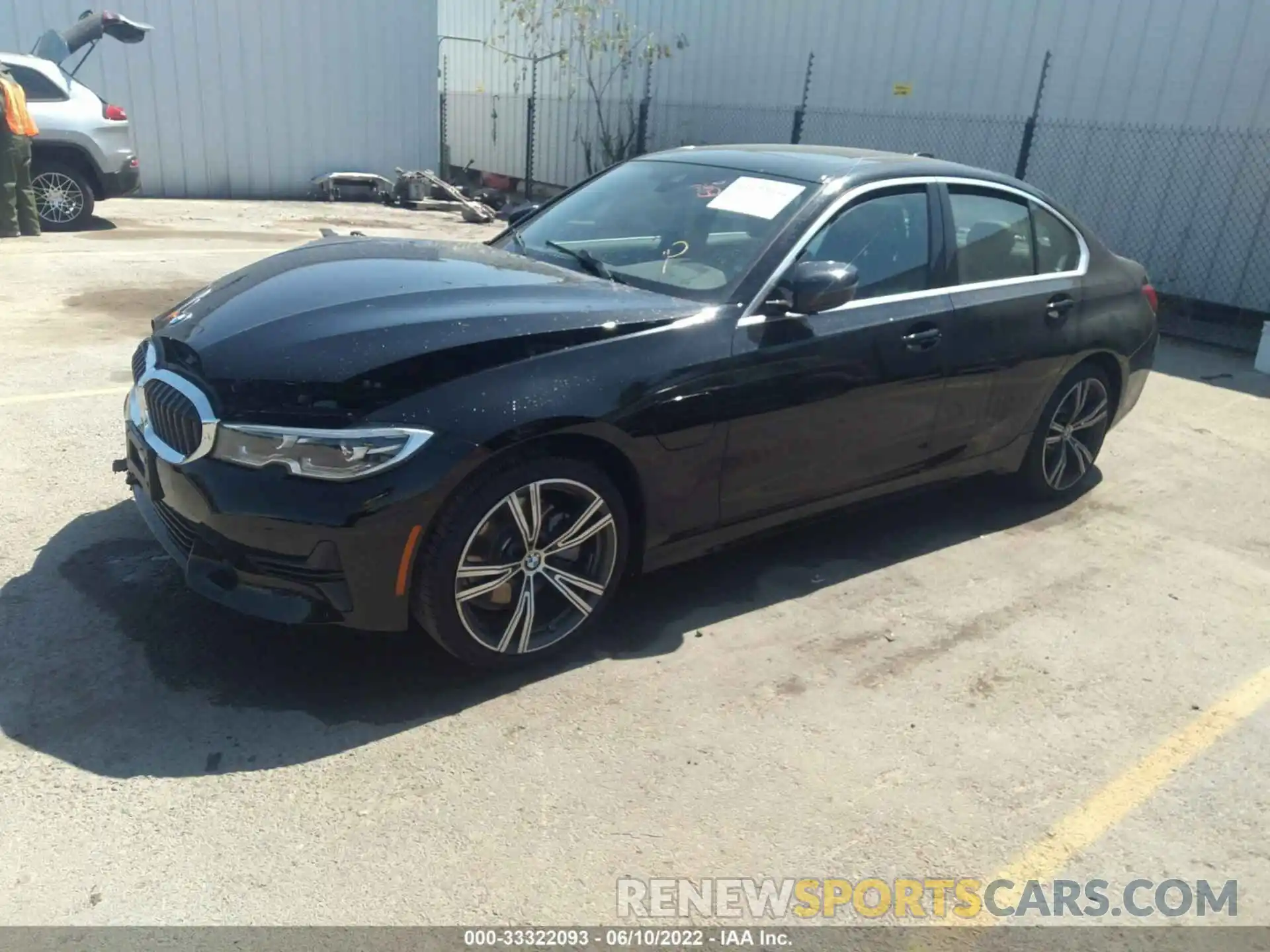 2 Photograph of a damaged car 3MW5P7J01M8C01066 BMW 3 SERIES 2021