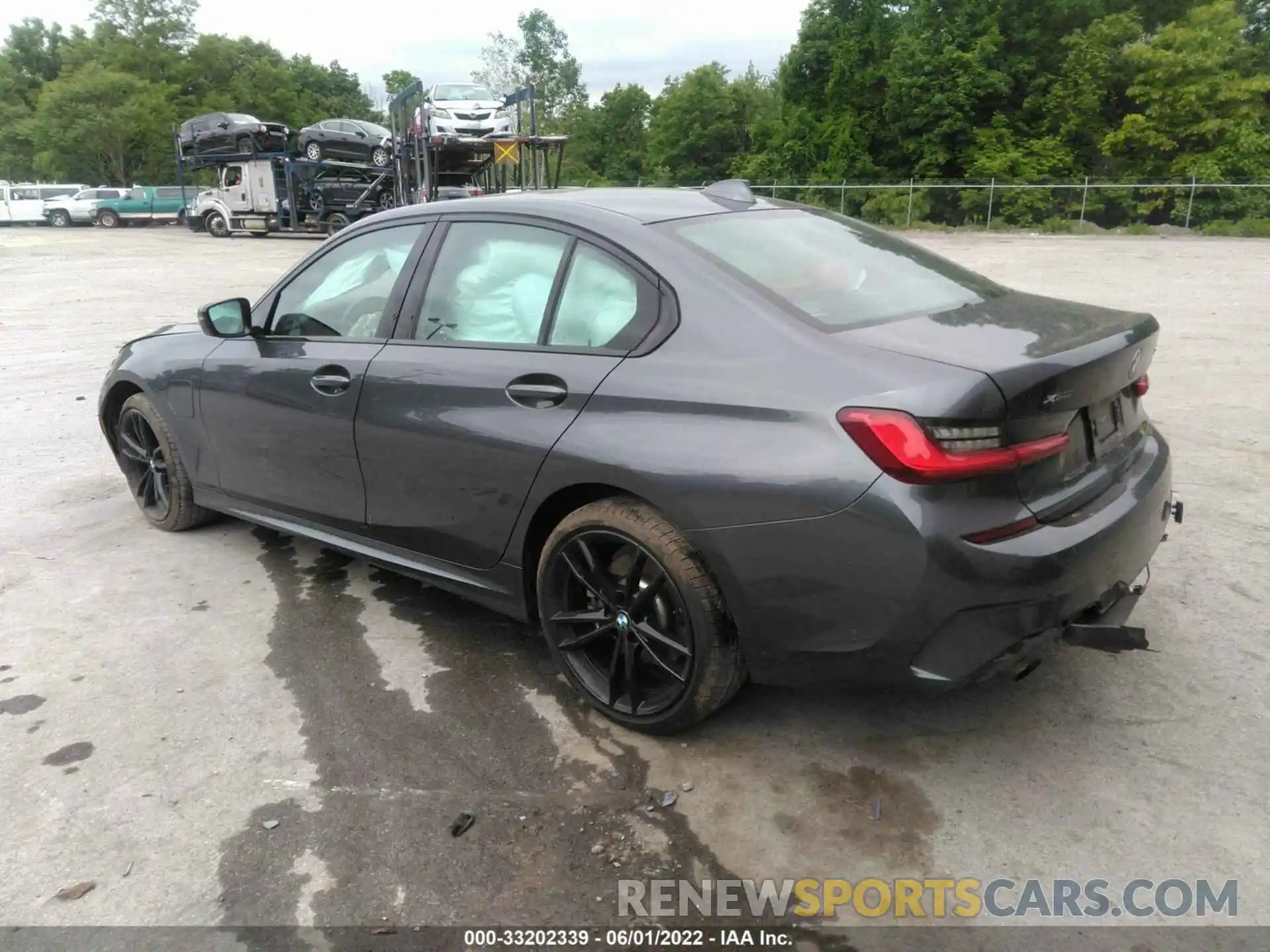 3 Photograph of a damaged car 3MW5P9J00M8B87527 BMW 3 SERIES 2021