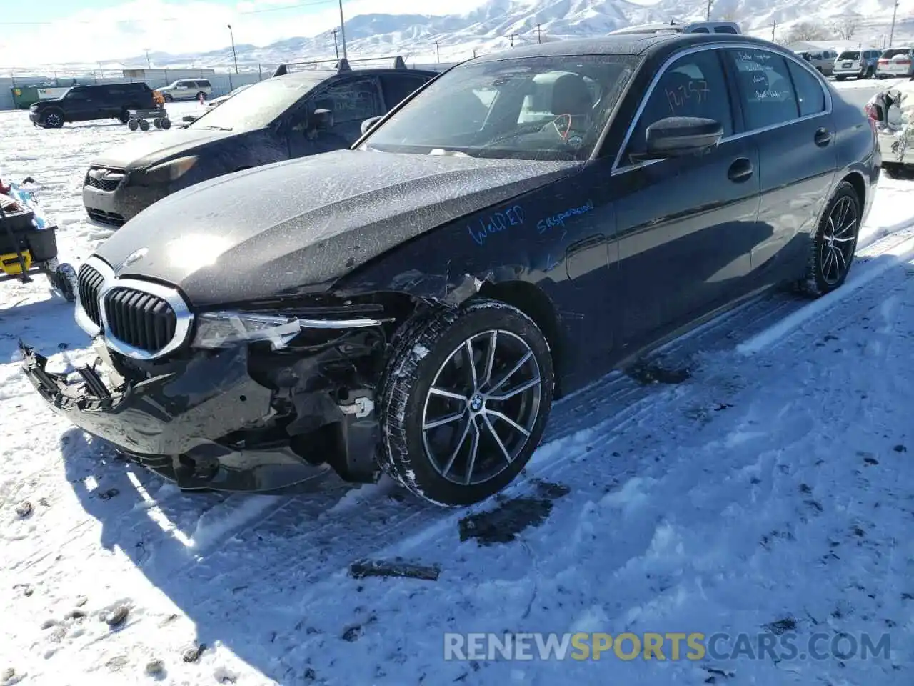 2 Photograph of a damaged car 3MW5P9J02M8B86430 BMW 3 SERIES 2021