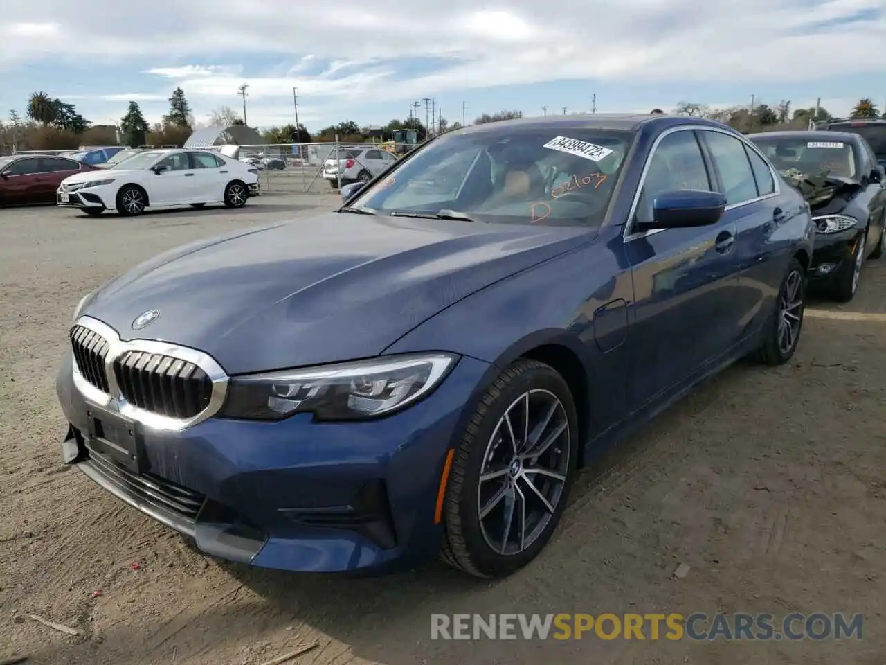 2 Photograph of a damaged car 3MW5P9J03M8B96870 BMW 3 SERIES 2021