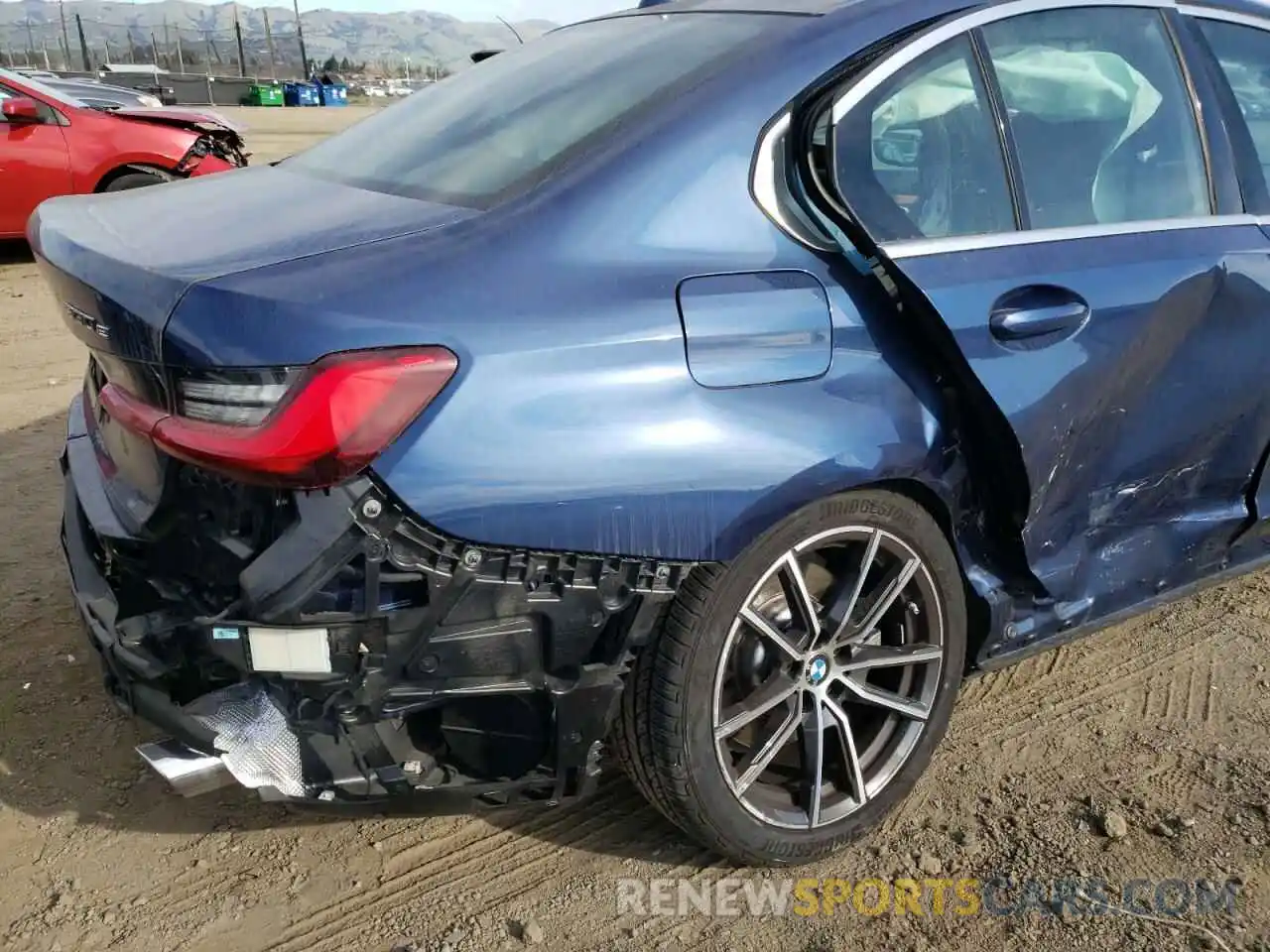 9 Photograph of a damaged car 3MW5P9J03M8B96870 BMW 3 SERIES 2021