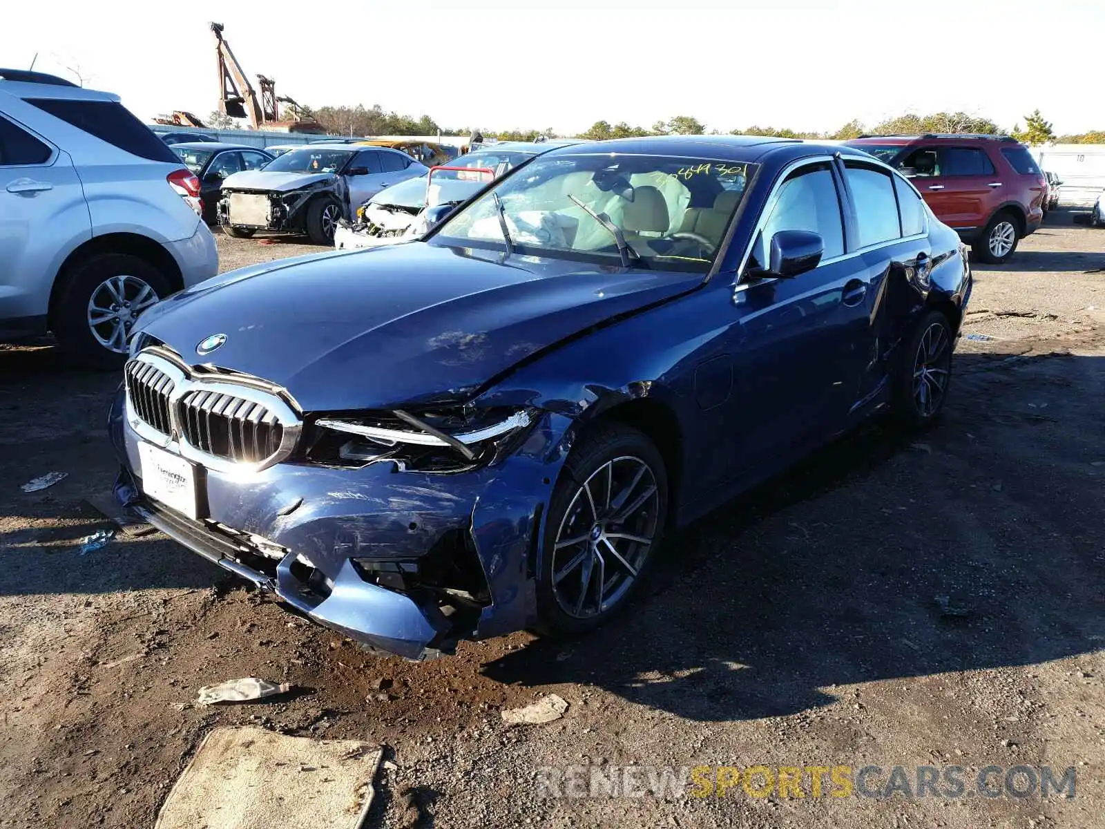 2 Photograph of a damaged car 3MW5P9J05M8B64356 BMW 3 SERIES 2021