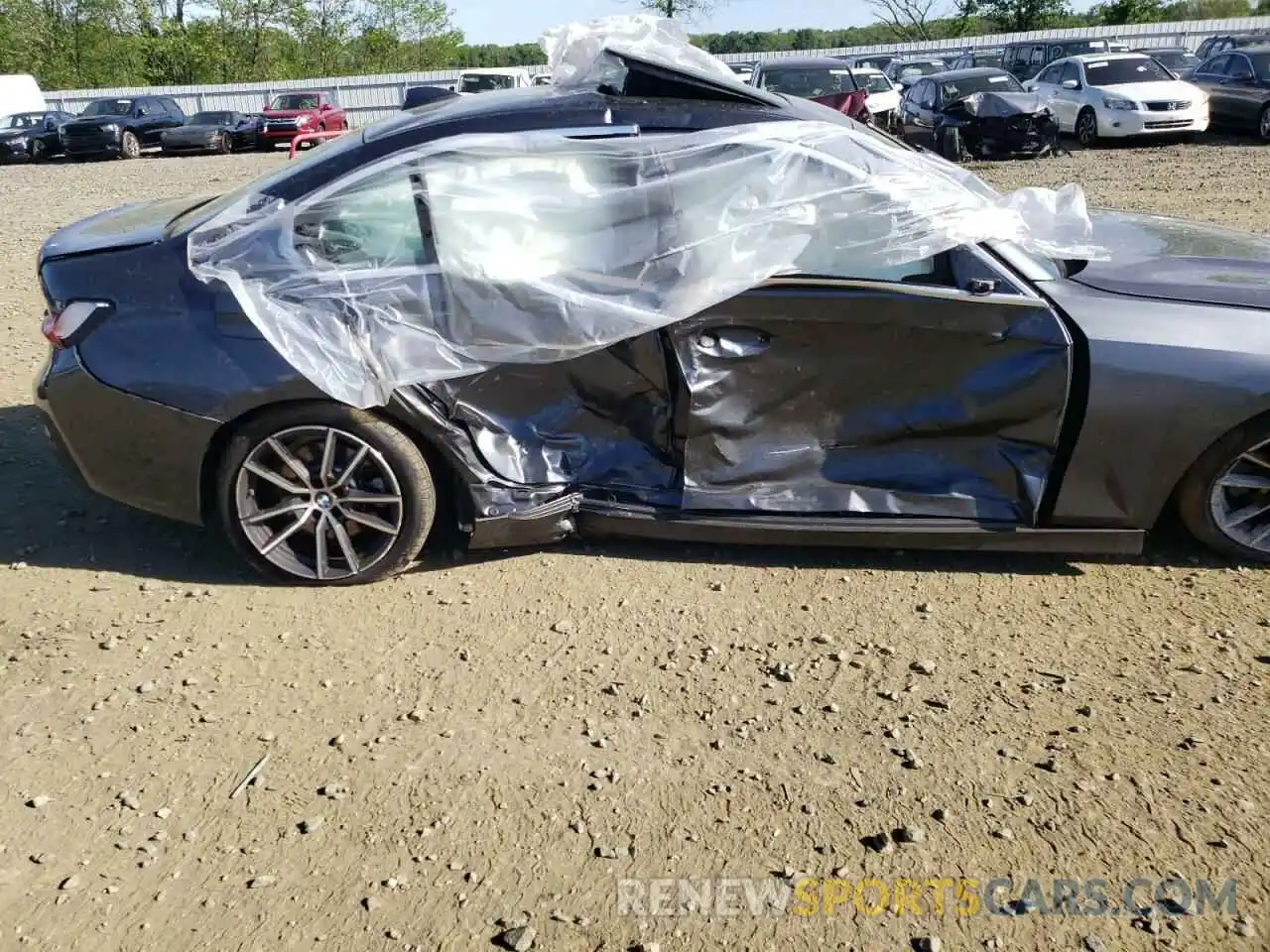 9 Photograph of a damaged car 3MW5P9J06M8B75284 BMW 3 SERIES 2021