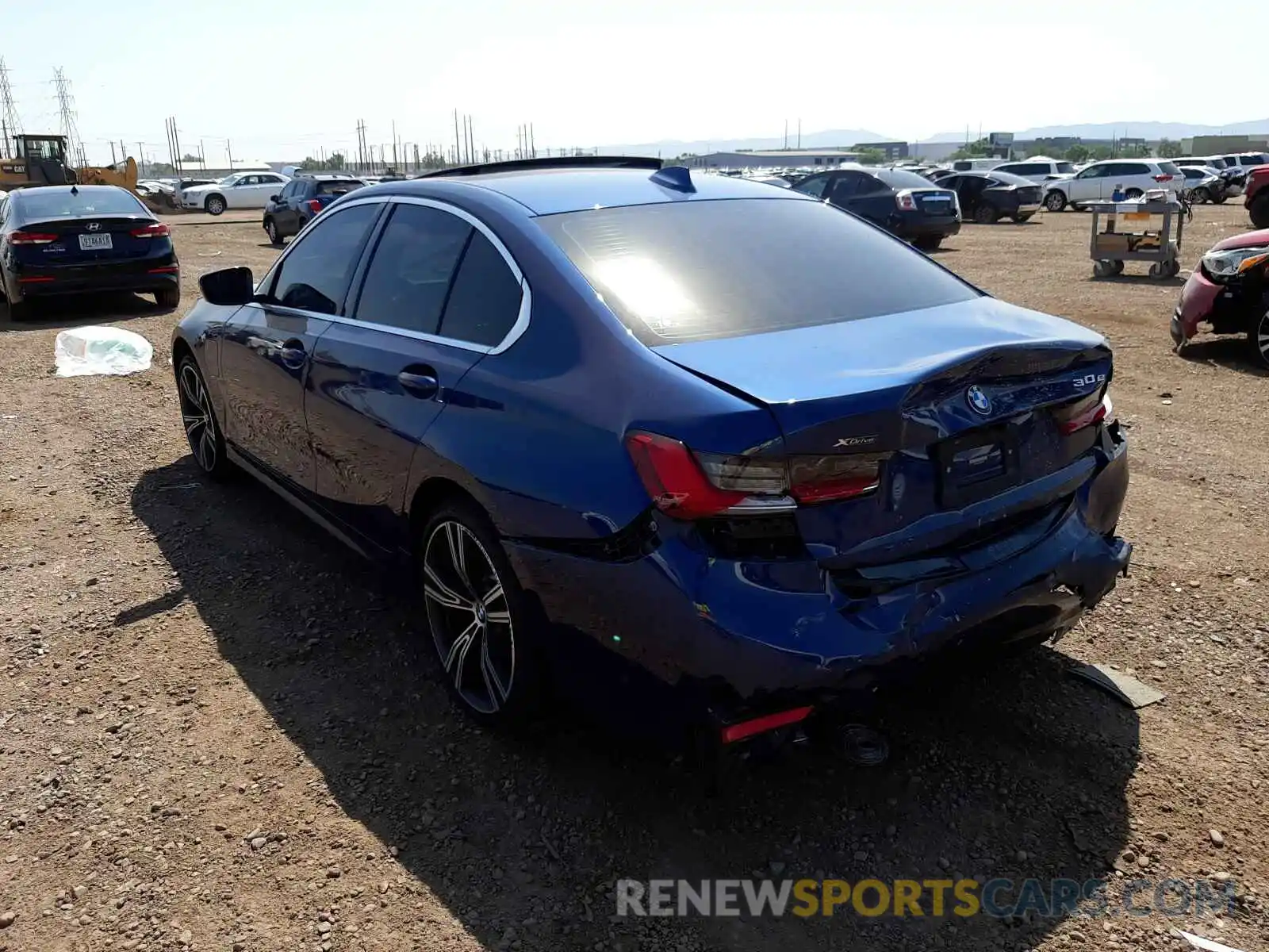 3 Photograph of a damaged car 3MW5P9J06M8B82106 BMW 3 SERIES 2021