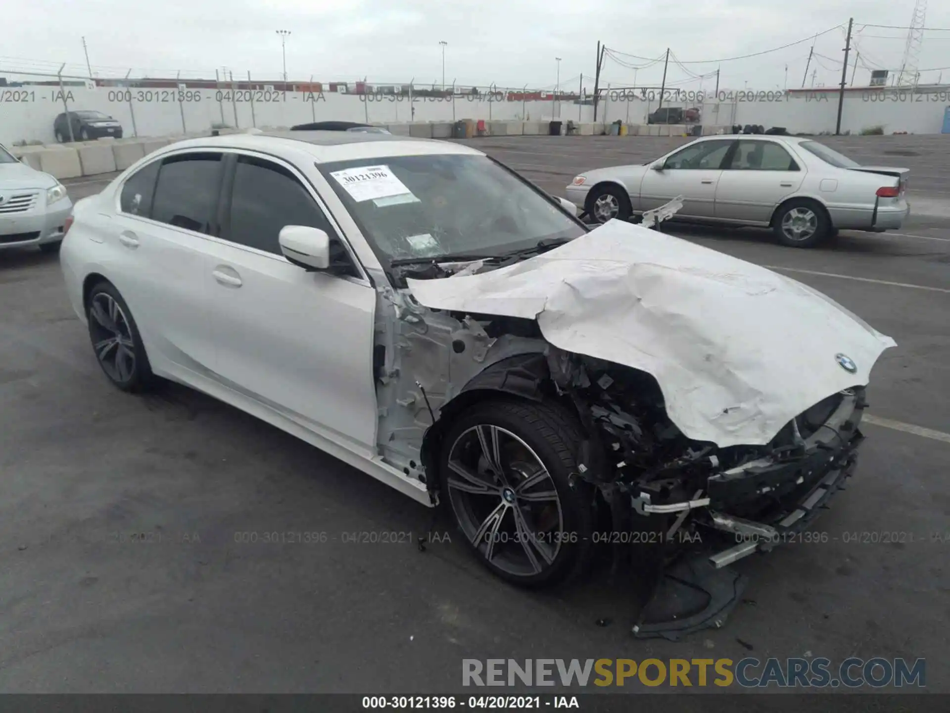 1 Photograph of a damaged car 3MW5R1J00M8B56676 BMW 3 SERIES 2021