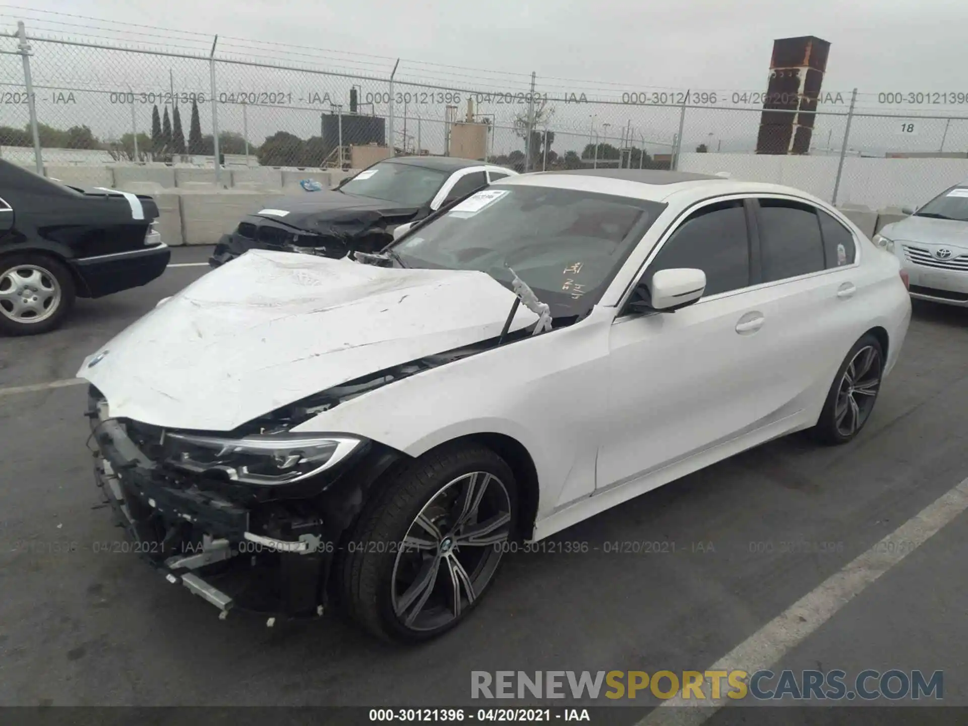 2 Photograph of a damaged car 3MW5R1J00M8B56676 BMW 3 SERIES 2021