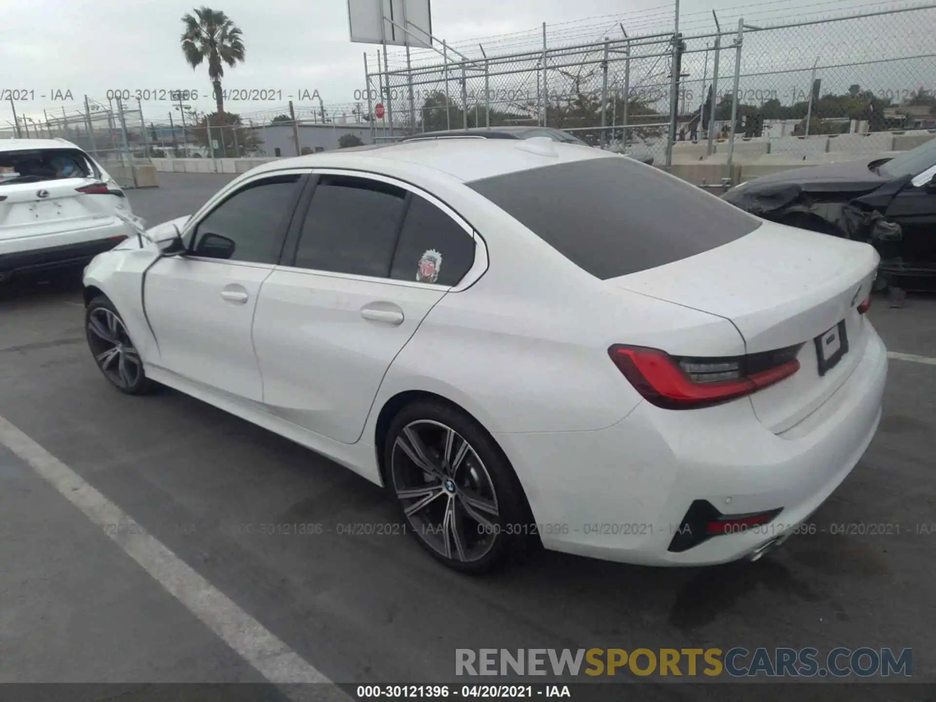 3 Photograph of a damaged car 3MW5R1J00M8B56676 BMW 3 SERIES 2021