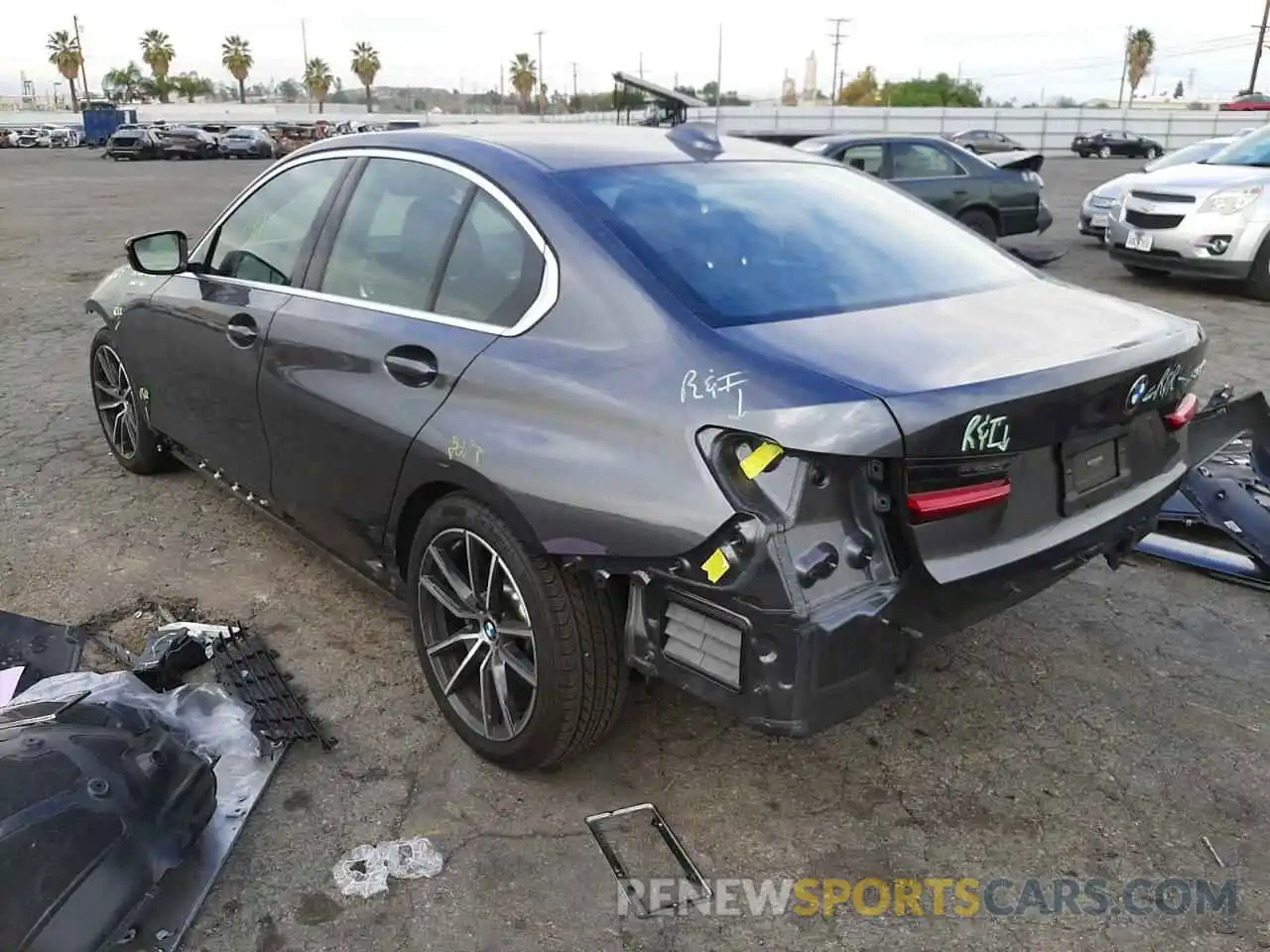 3 Photograph of a damaged car 3MW5R1J00M8B59044 BMW 3 SERIES 2021