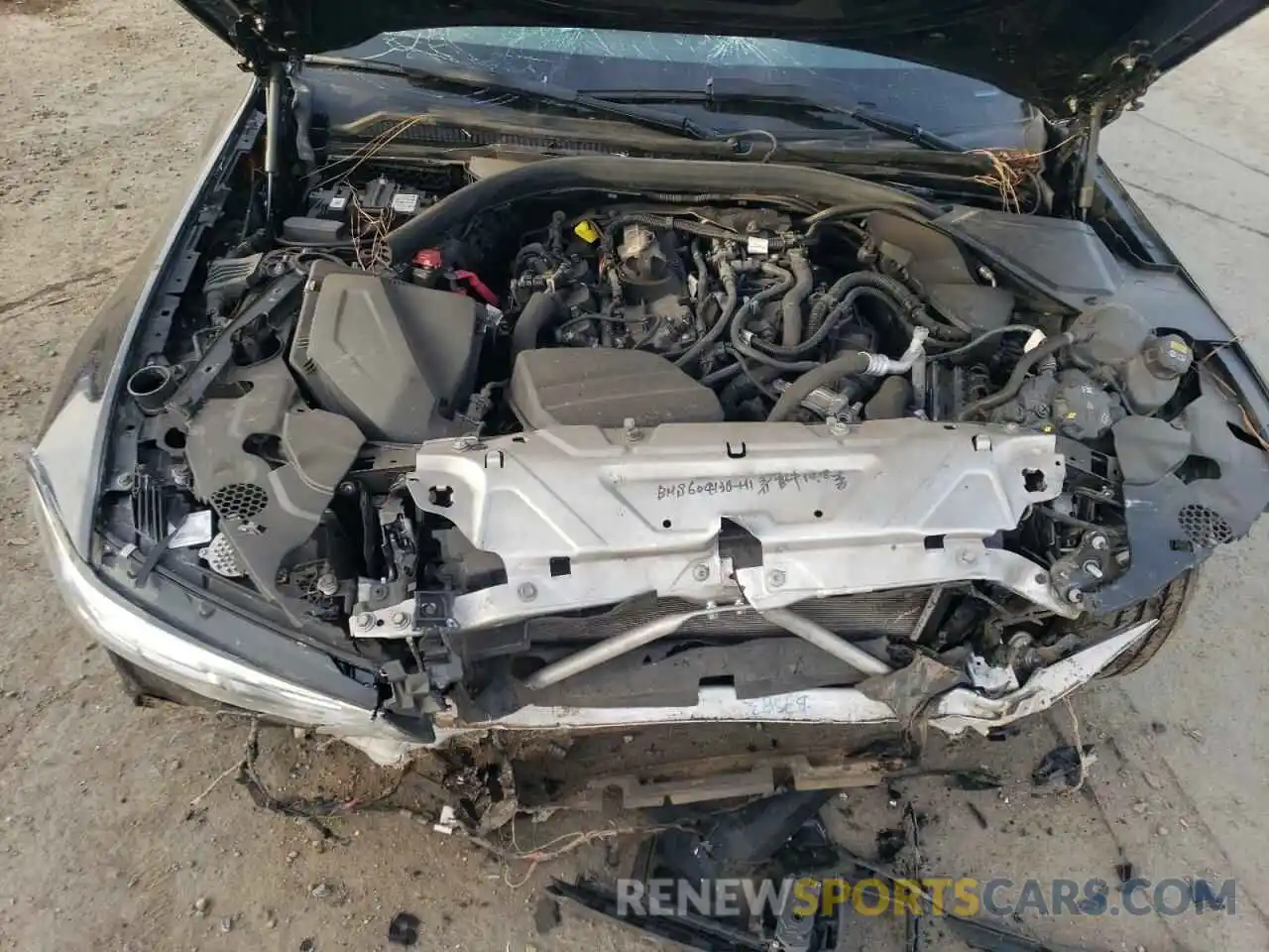 11 Photograph of a damaged car 3MW5R1J00M8B70027 BMW 3 SERIES 2021