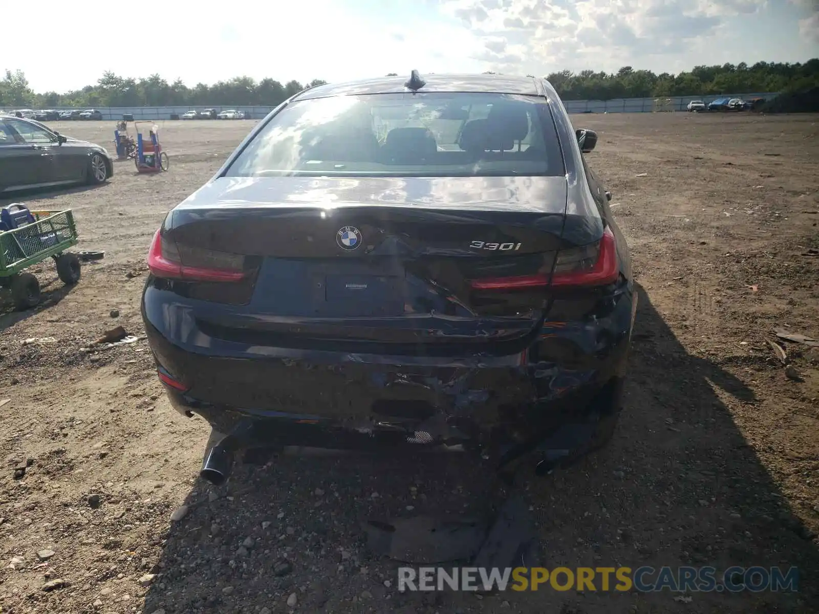 9 Photograph of a damaged car 3MW5R1J00M8B81299 BMW 3 SERIES 2021