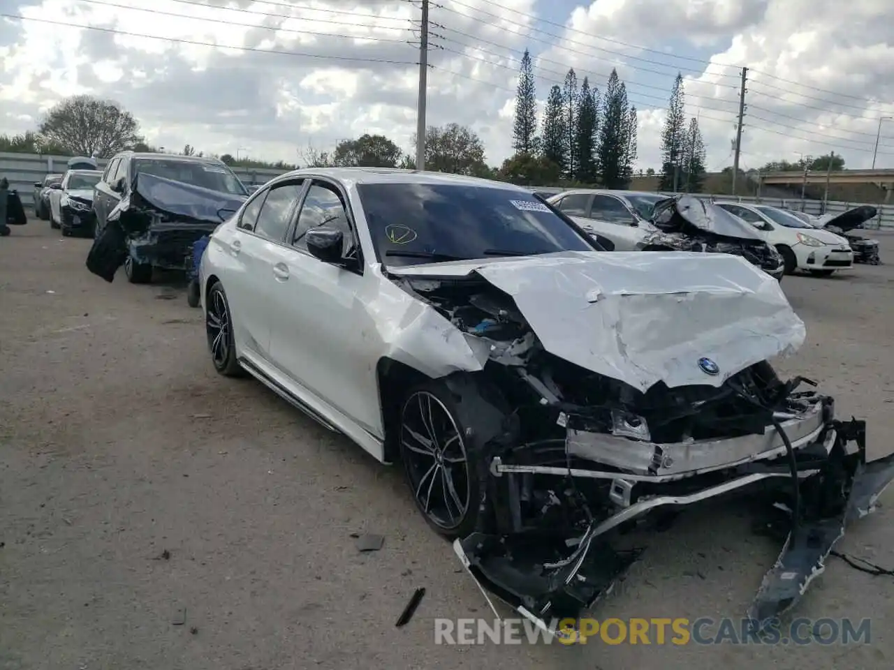 1 Photograph of a damaged car 3MW5R1J00M8B94098 BMW 3 SERIES 2021