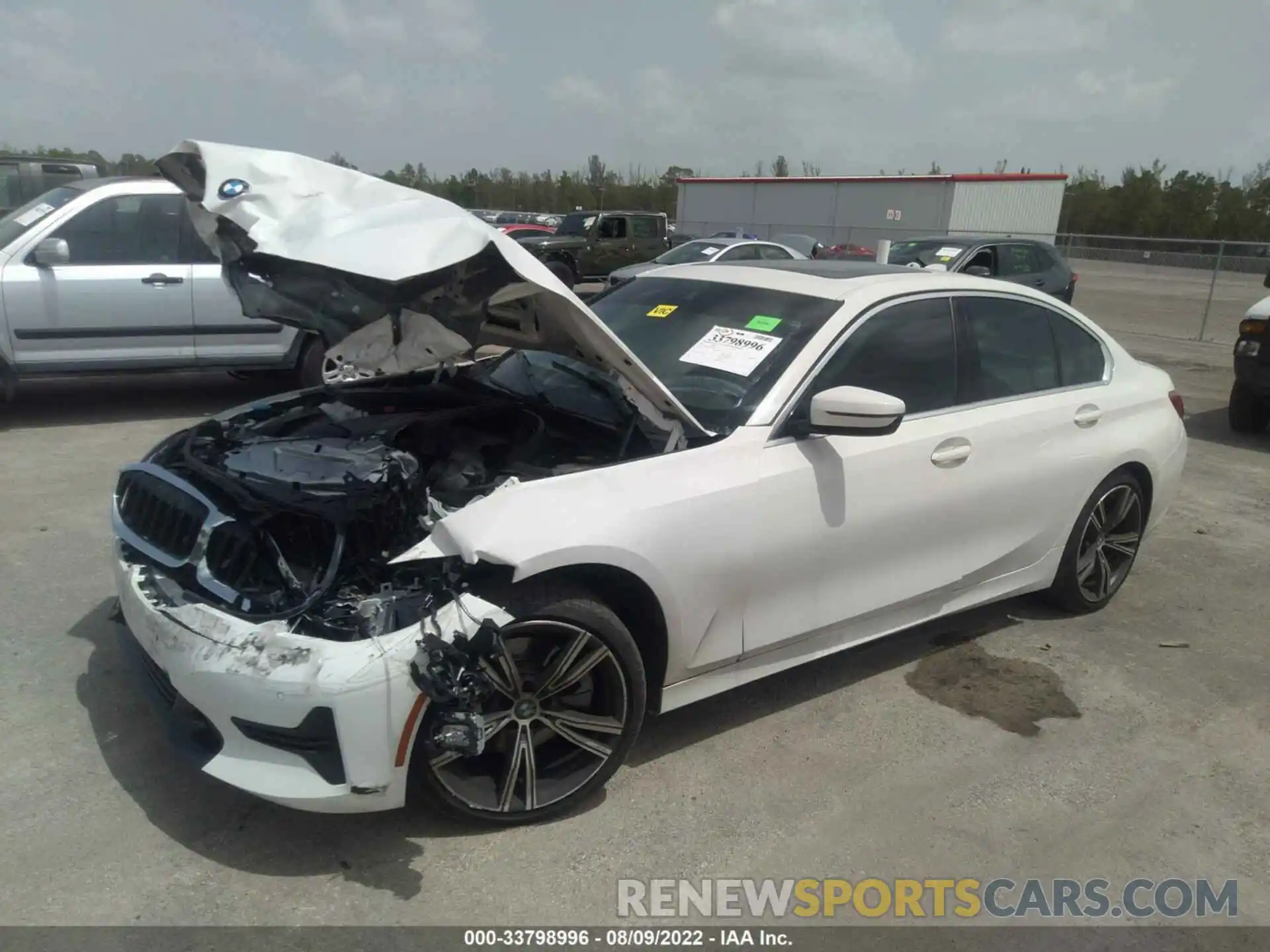 2 Photograph of a damaged car 3MW5R1J01M8B63720 BMW 3 SERIES 2021