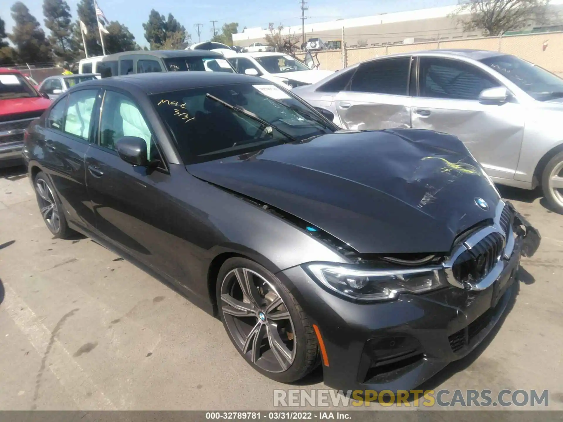 1 Photograph of a damaged car 3MW5R1J01M8B72448 BMW 3 SERIES 2021