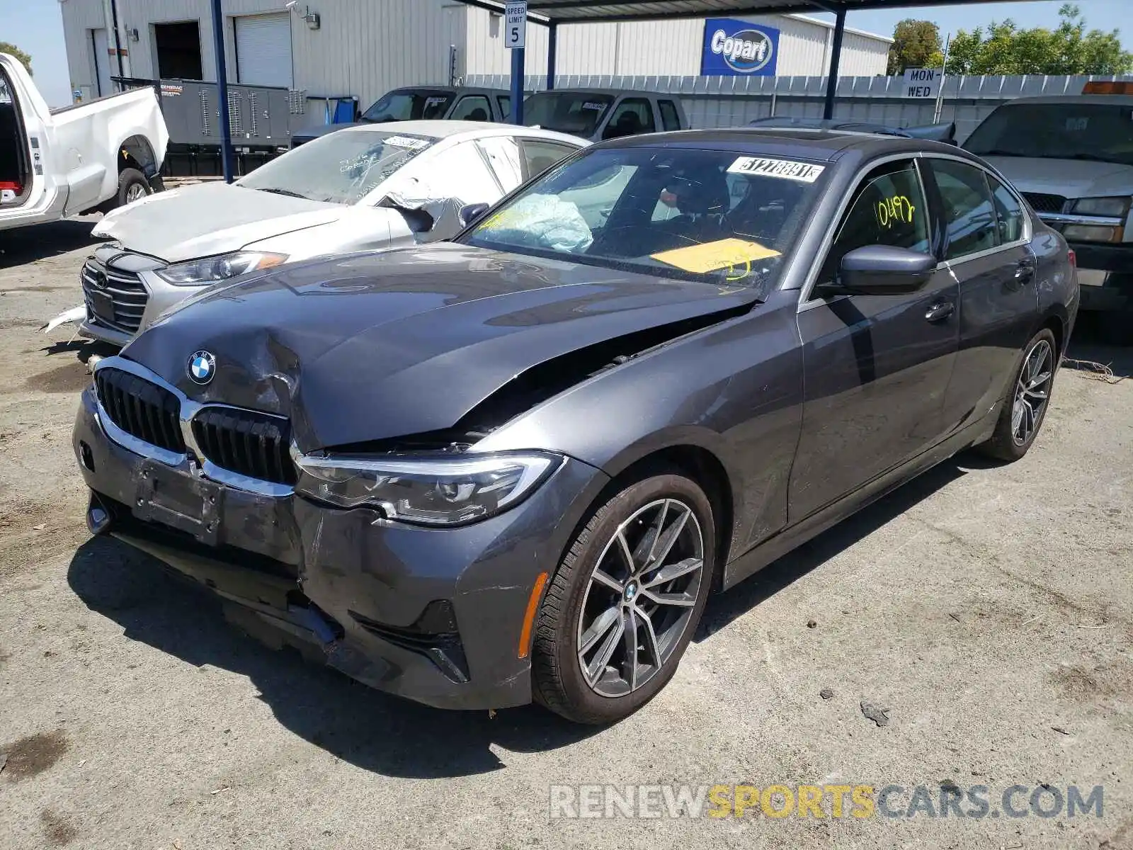 2 Photograph of a damaged car 3MW5R1J01M8B82560 BMW 3 SERIES 2021