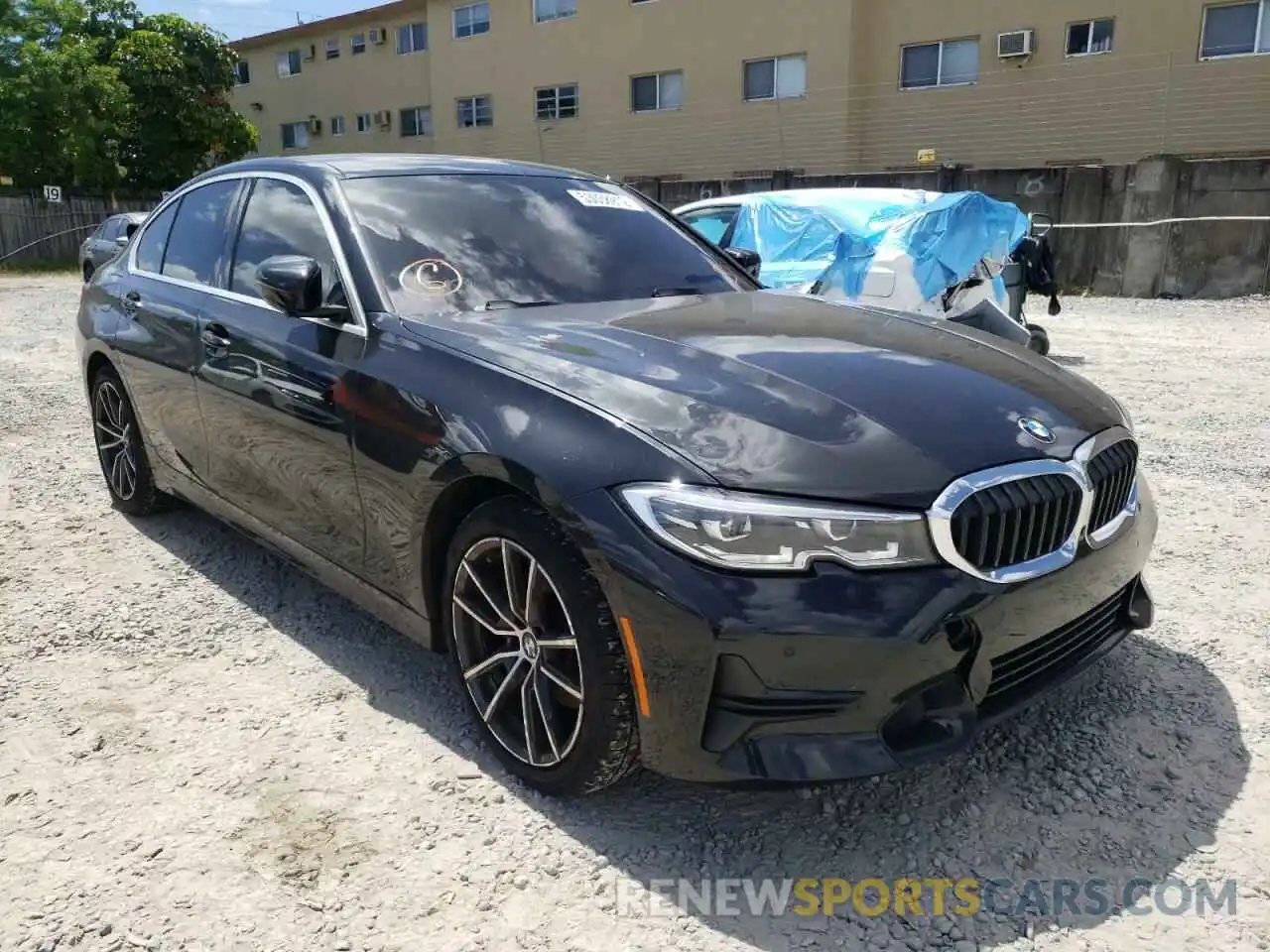 1 Photograph of a damaged car 3MW5R1J01M8B96975 BMW 3 SERIES 2021