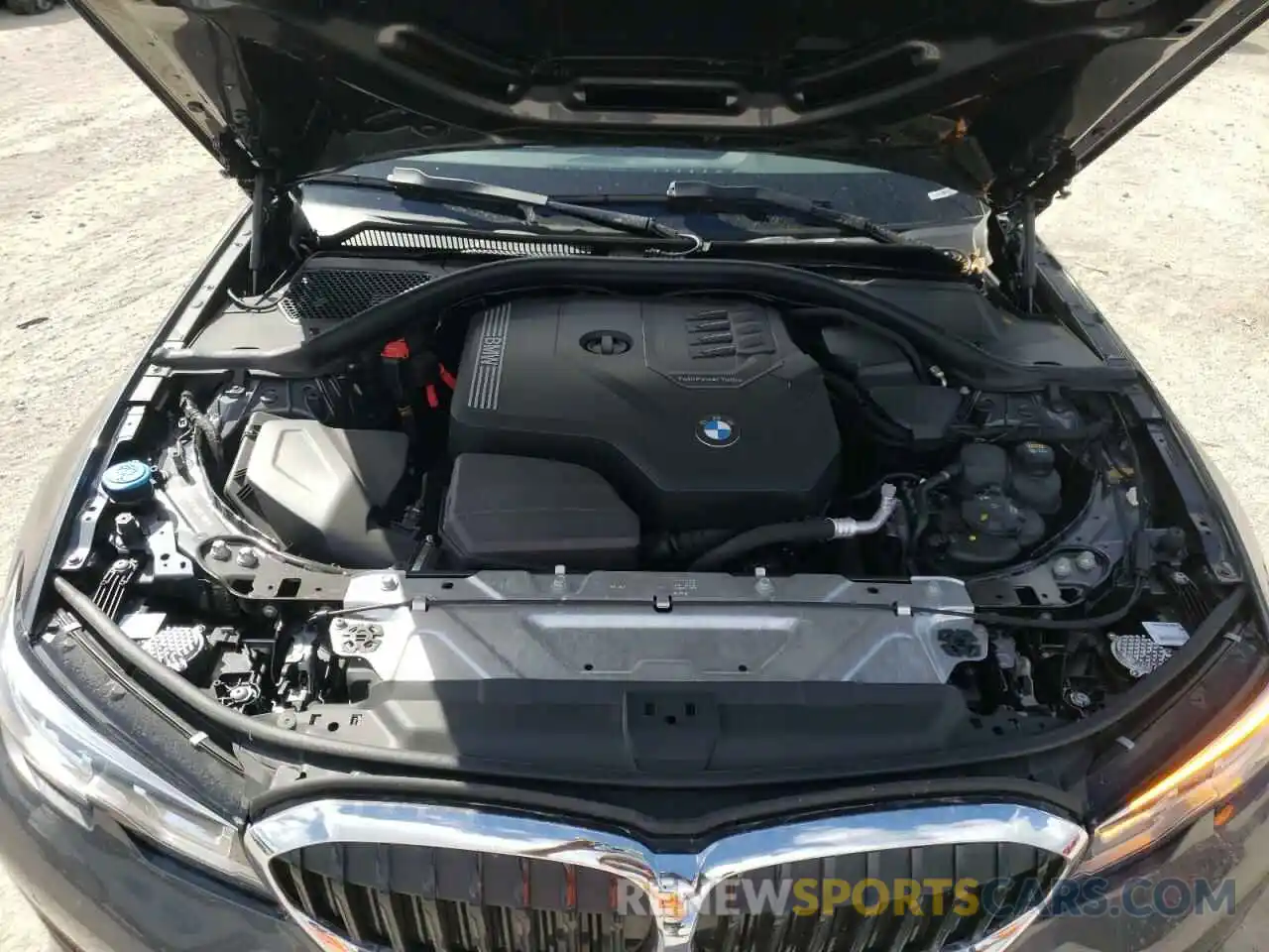 7 Фотография поврежденного автомобиля 3MW5R1J01M8C07988 BMW 3 SERIES 2021