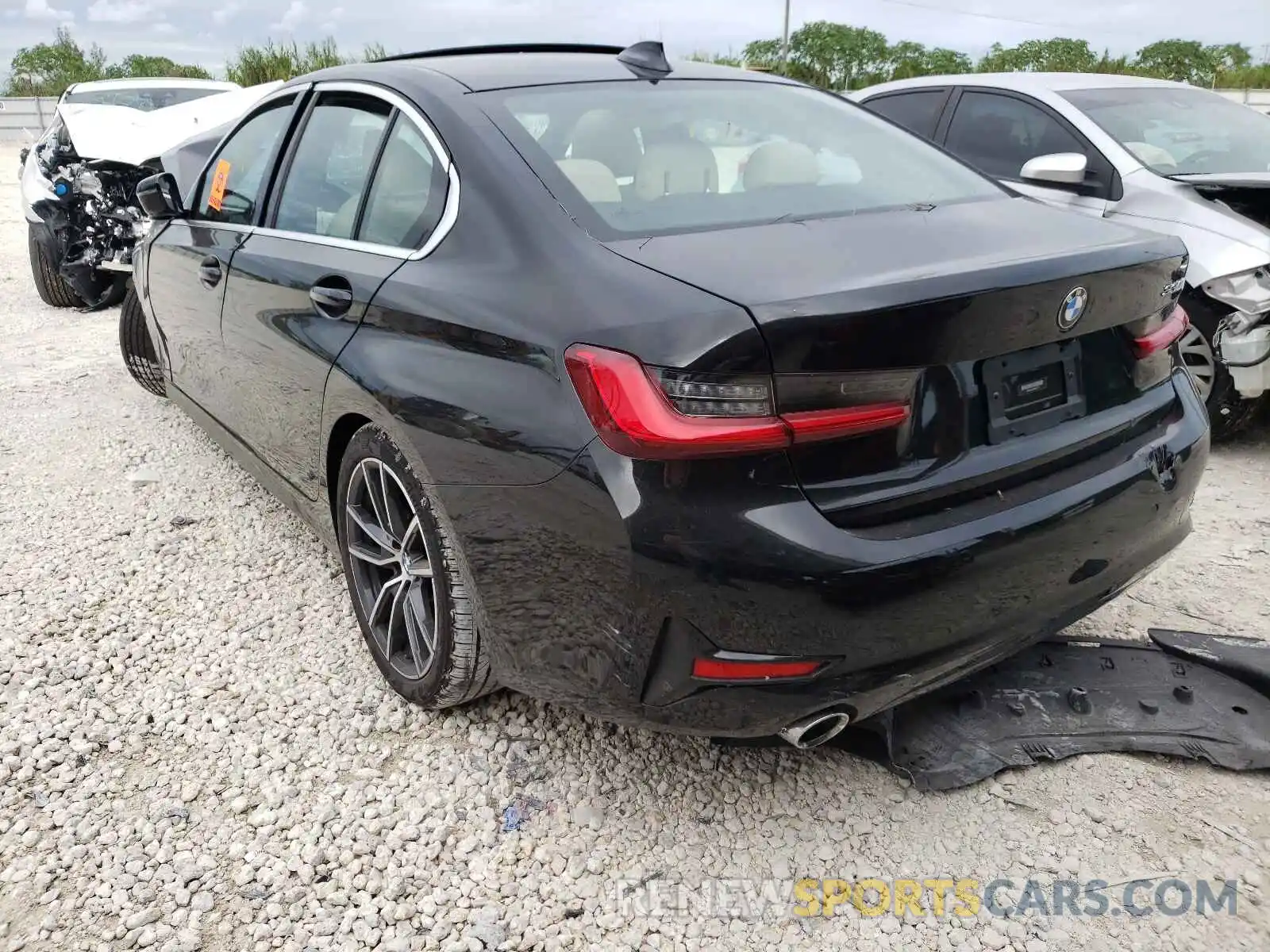 3 Photograph of a damaged car 3MW5R1J01M8C11412 BMW 3 SERIES 2021