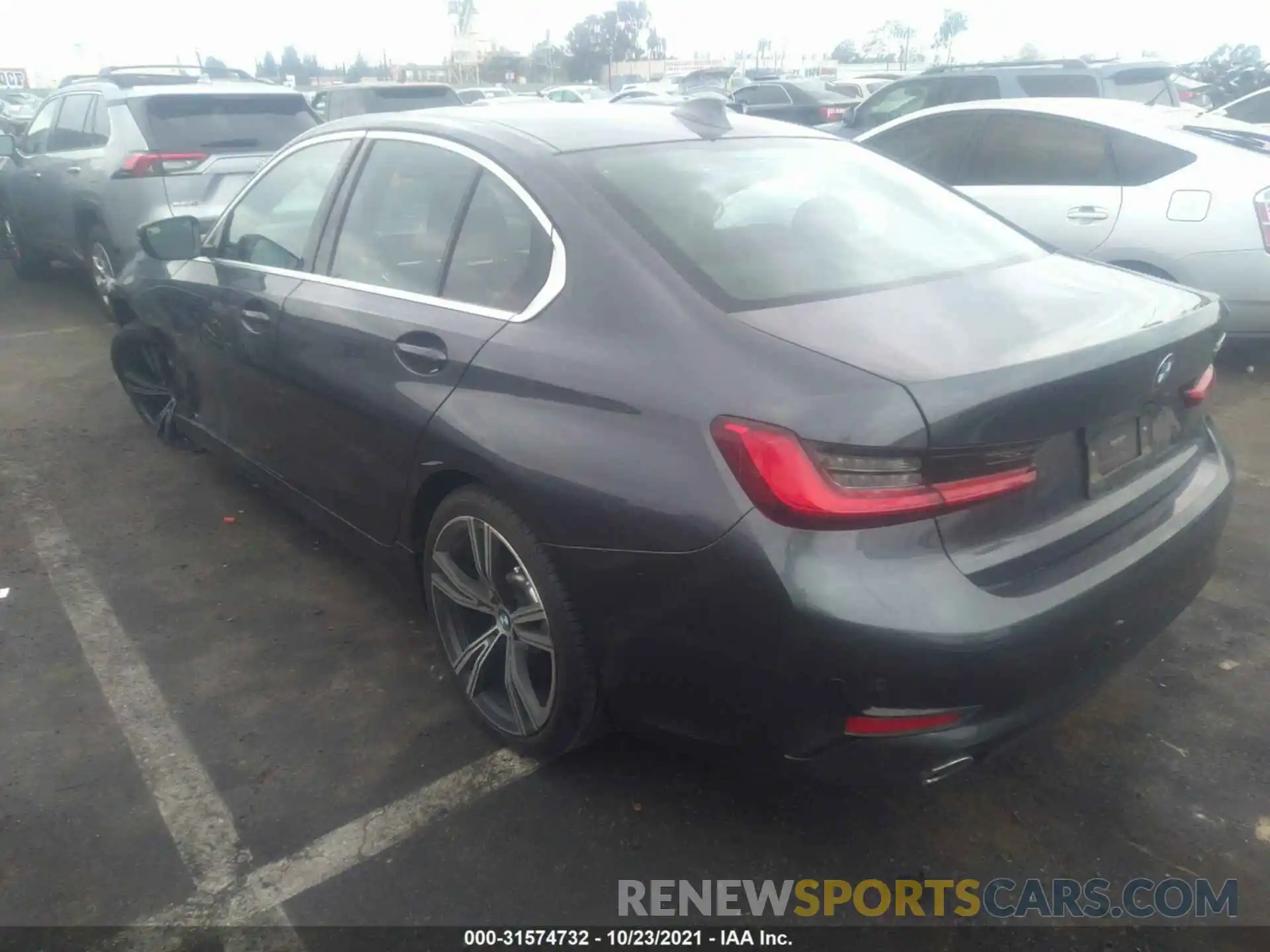 3 Photograph of a damaged car 3MW5R1J02M8B59899 BMW 3 SERIES 2021