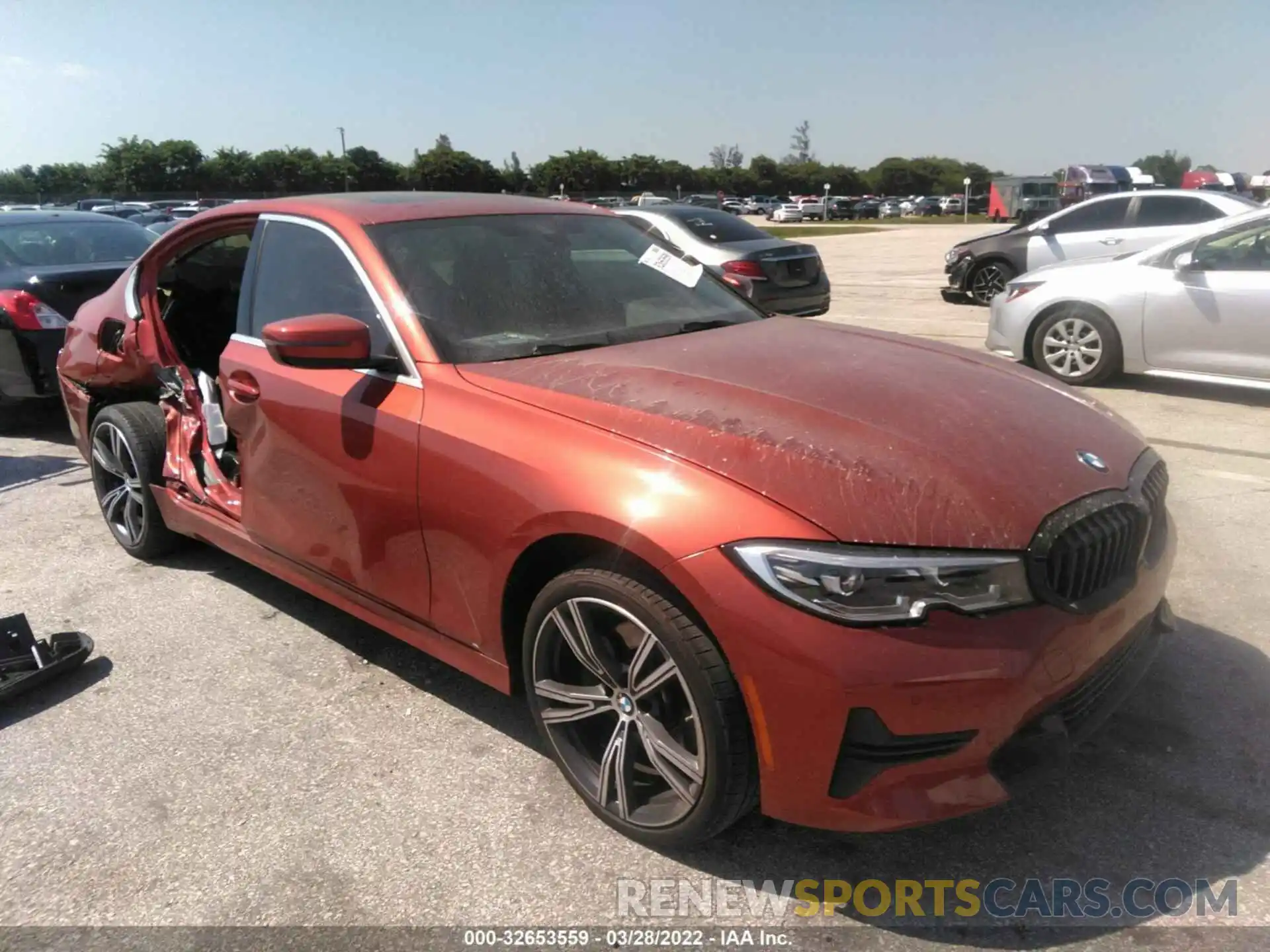 1 Photograph of a damaged car 3MW5R1J02M8B68070 BMW 3 SERIES 2021