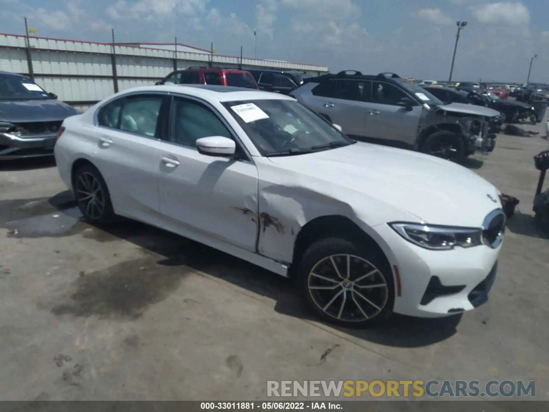 1 Photograph of a damaged car 3MW5R1J02M8B97889 BMW 3 SERIES 2021