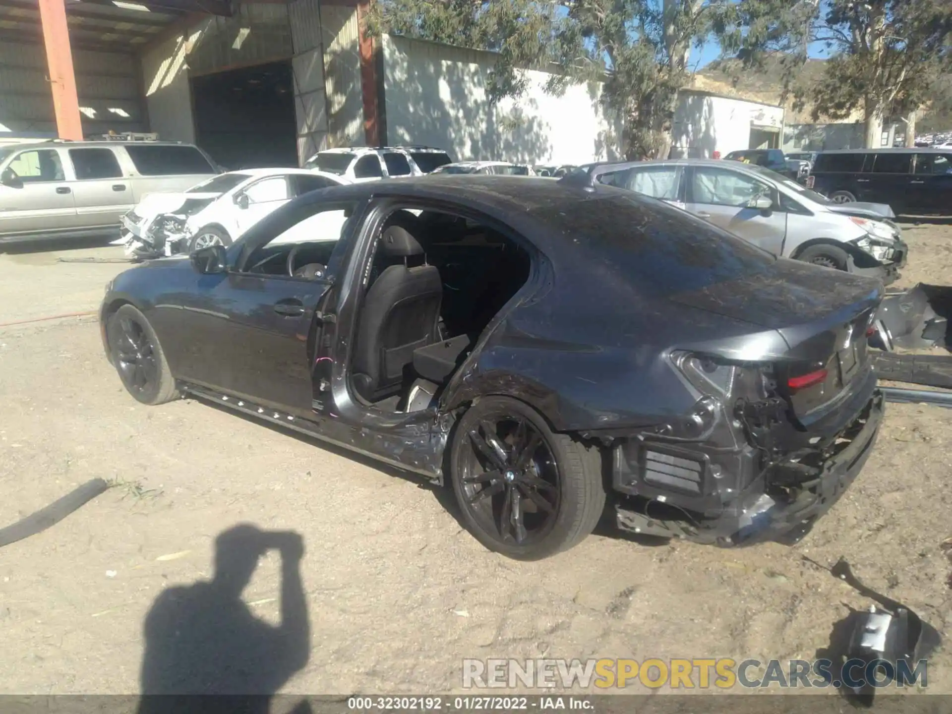 3 Photograph of a damaged car 3MW5R1J02M8C05344 BMW 3 SERIES 2021